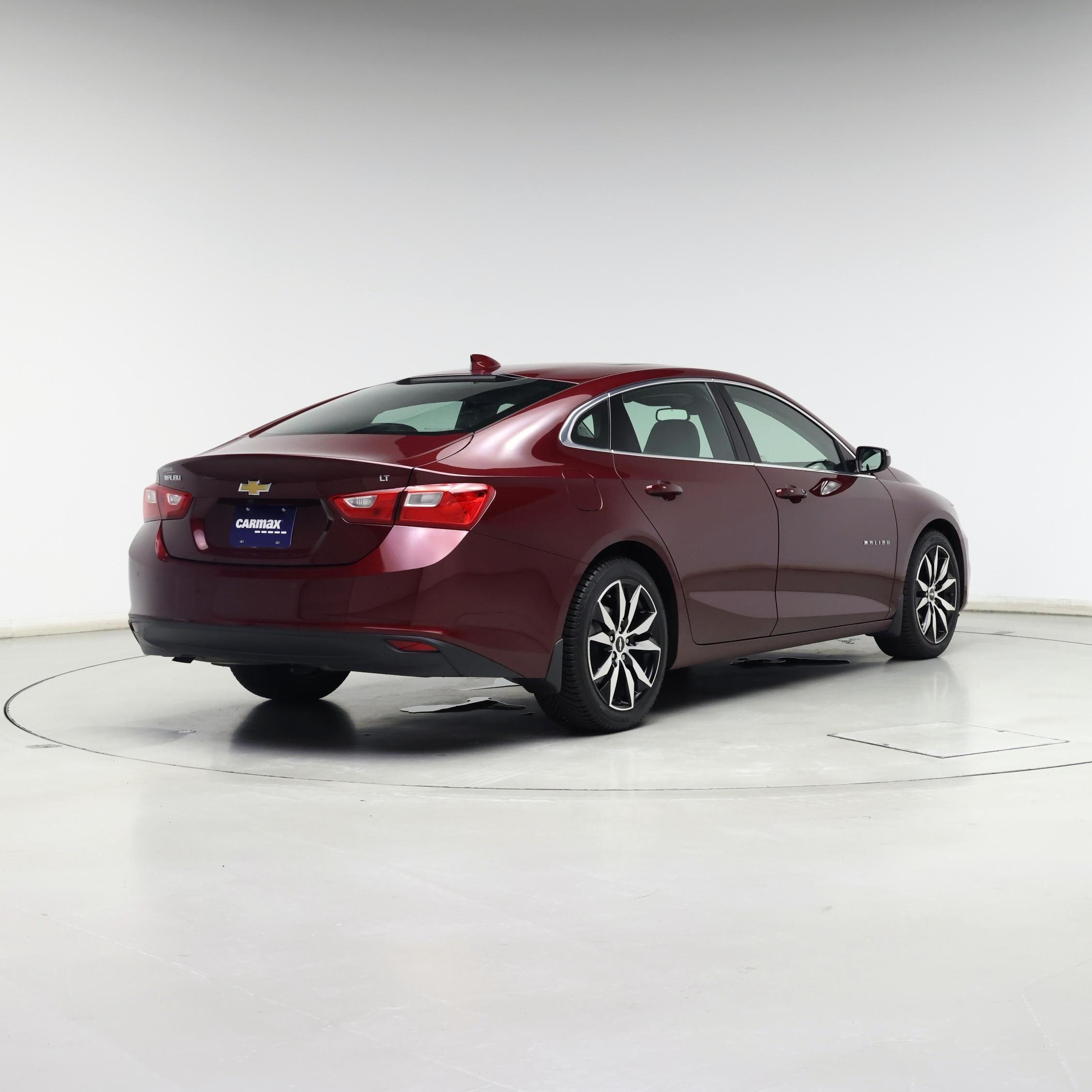 Thumbnail: 2016 Chevrolet Malibu - 8