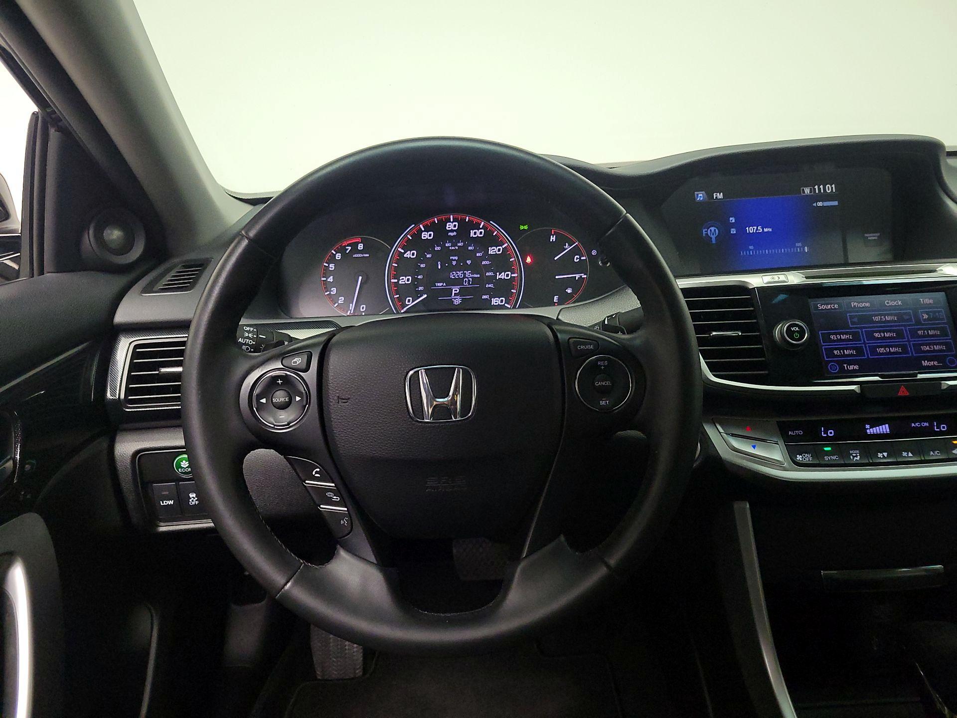 Thumbnail: 2015 Honda Accord - 10