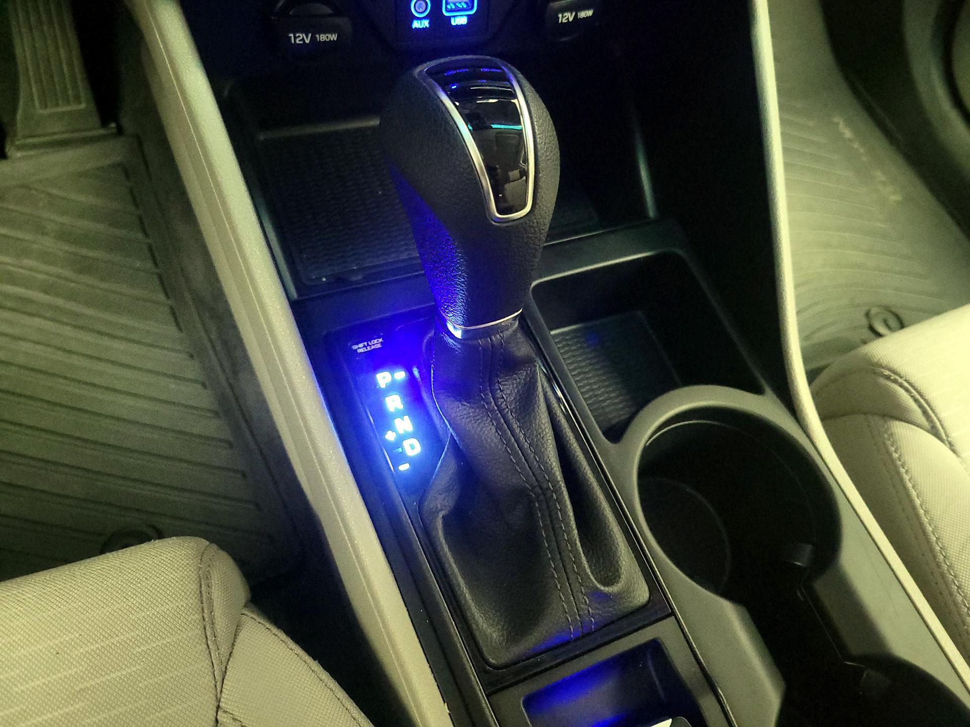 Thumbnail: 2019 Hyundai Tucson - 17