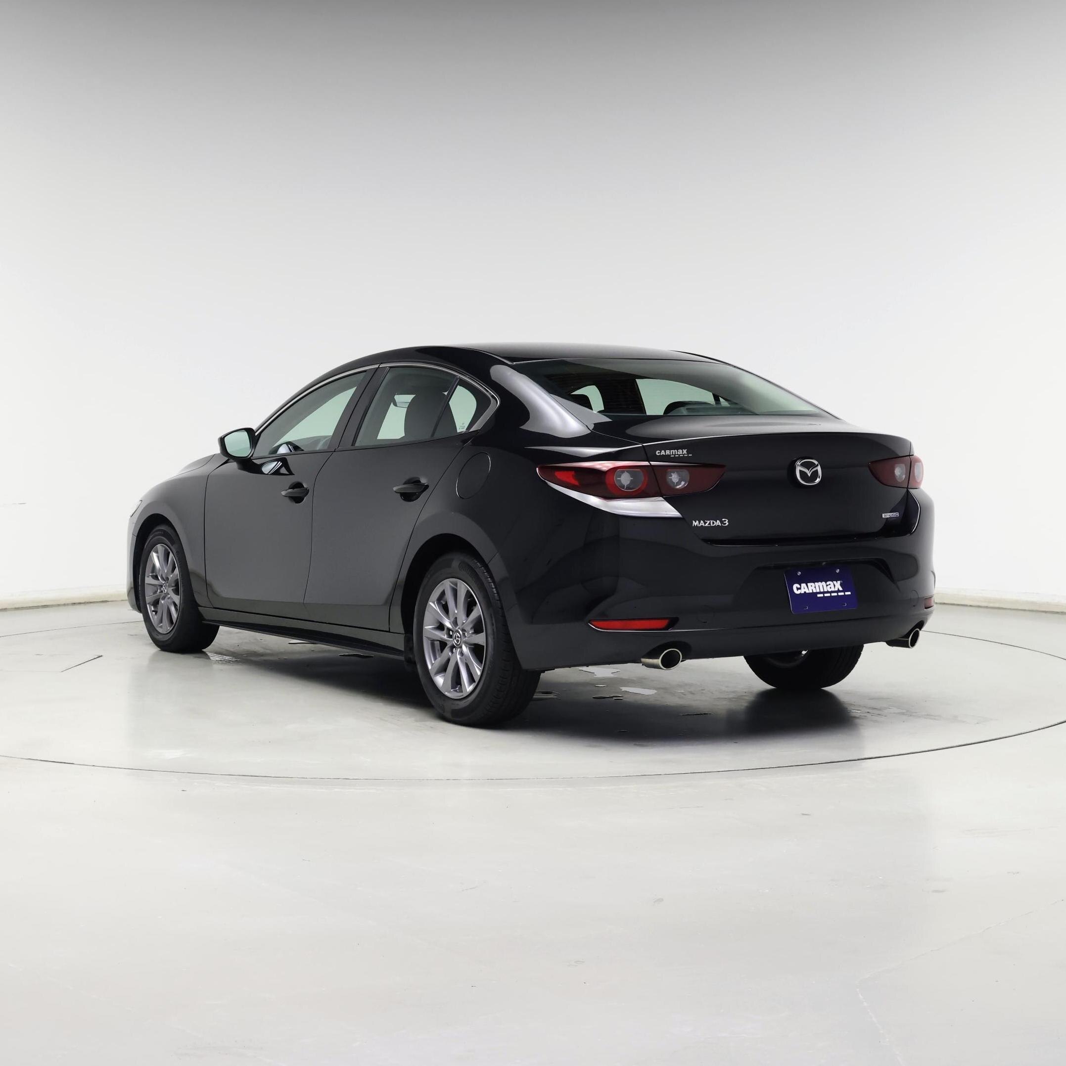Thumbnail: 2022 Mazda Mazda3 - 2