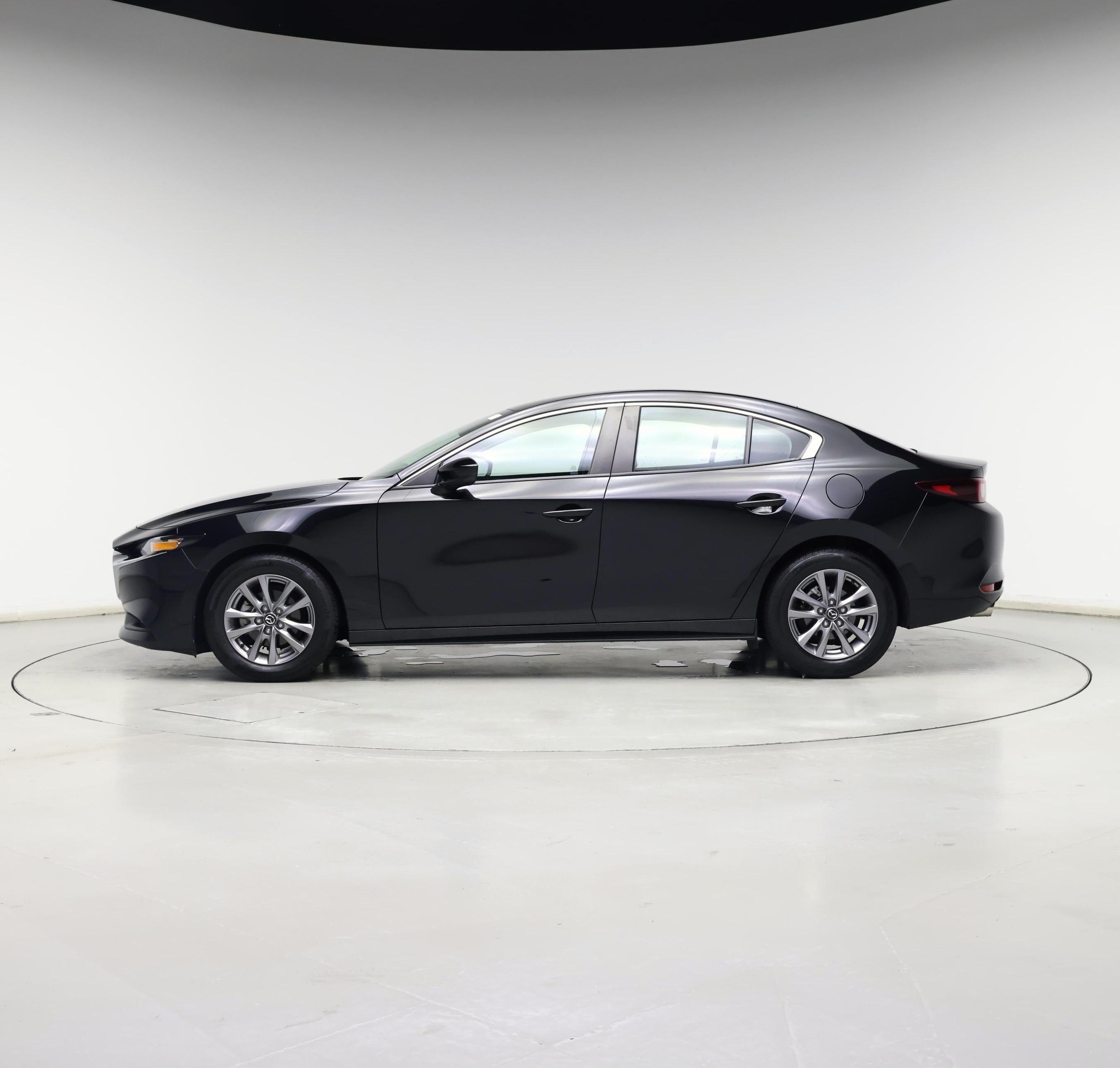 Thumbnail: 2022 Mazda Mazda3 - 3