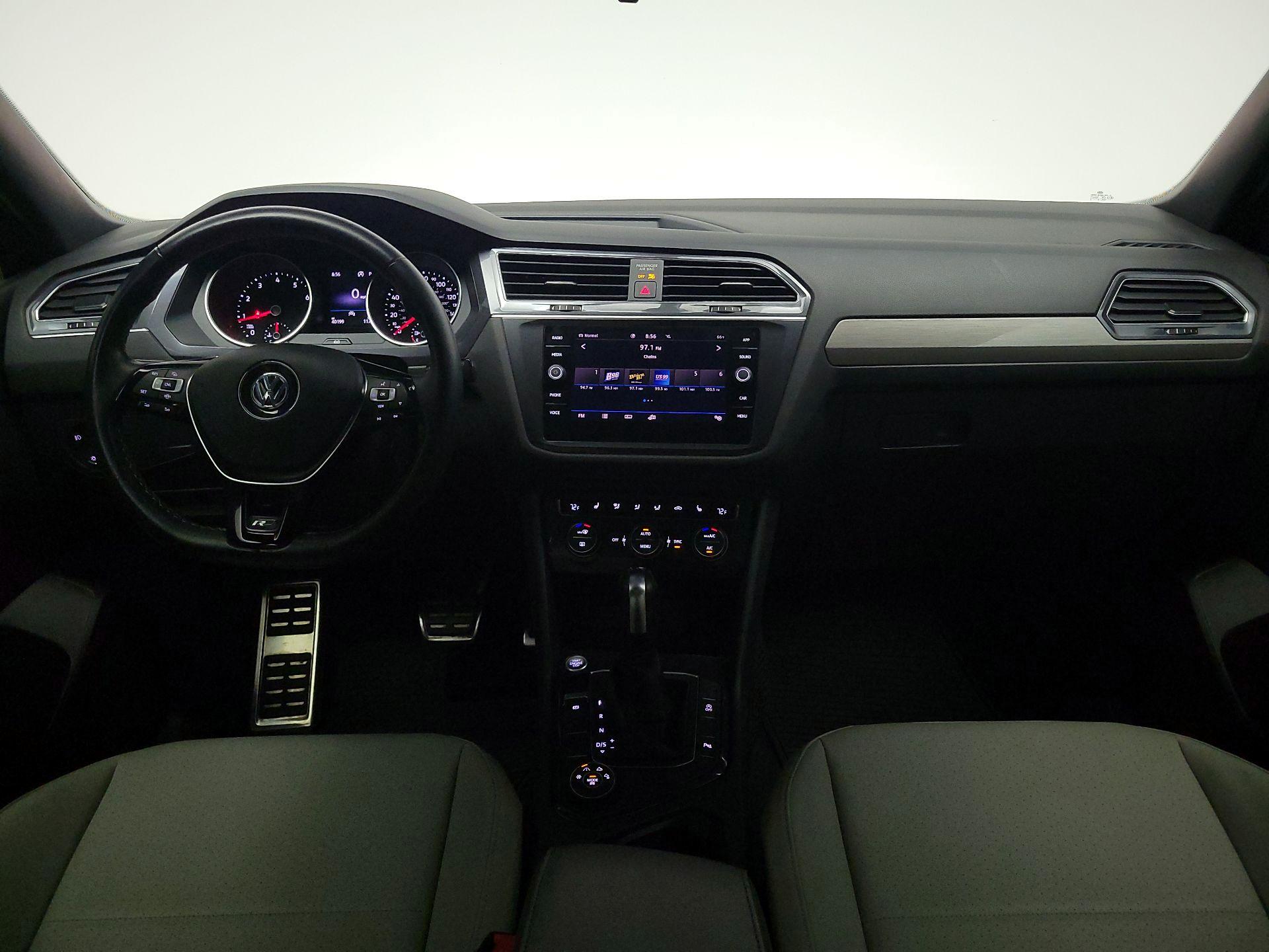 Thumbnail: 2020 Volkswagen Tiguan - 9