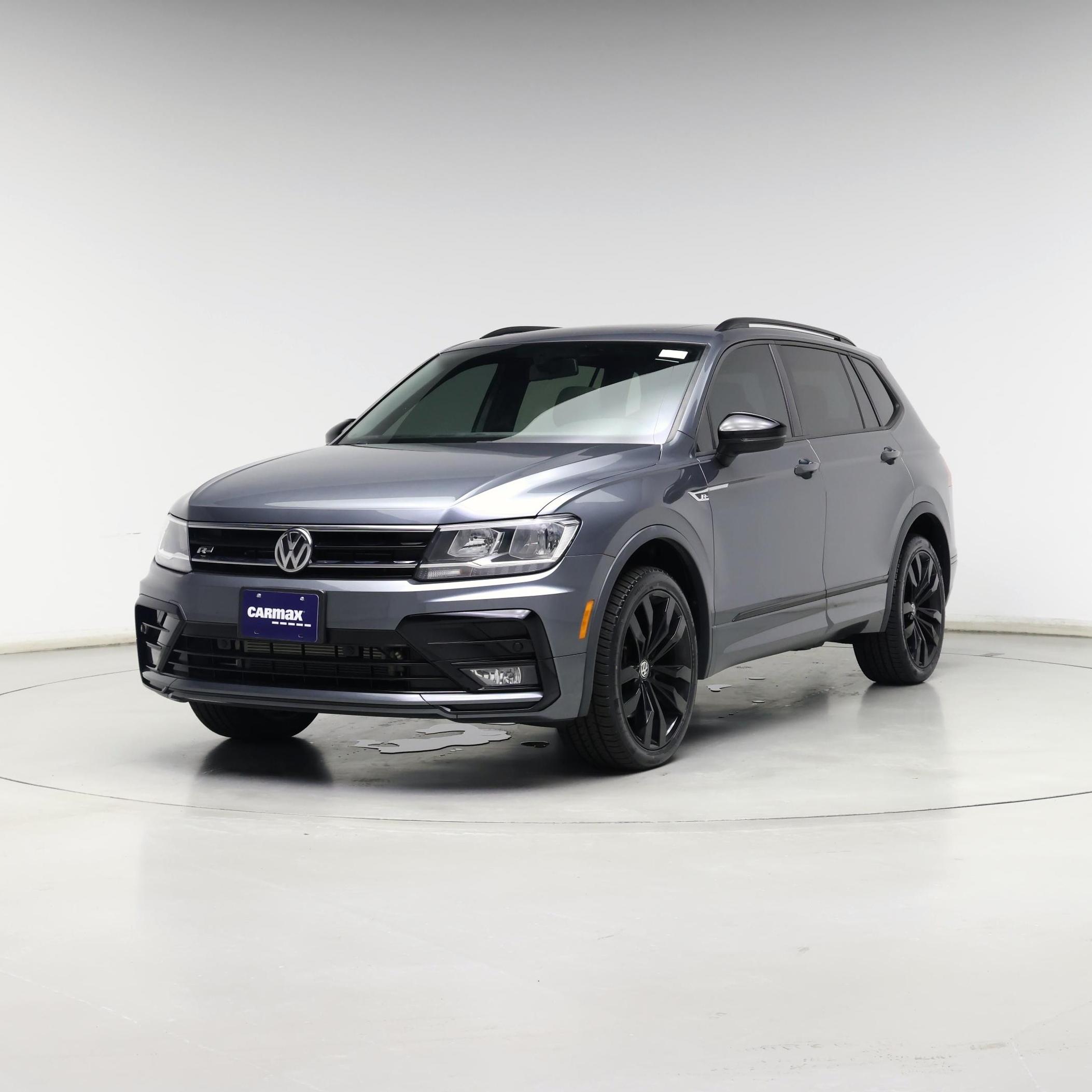 Thumbnail: 2020 Volkswagen Tiguan - 4