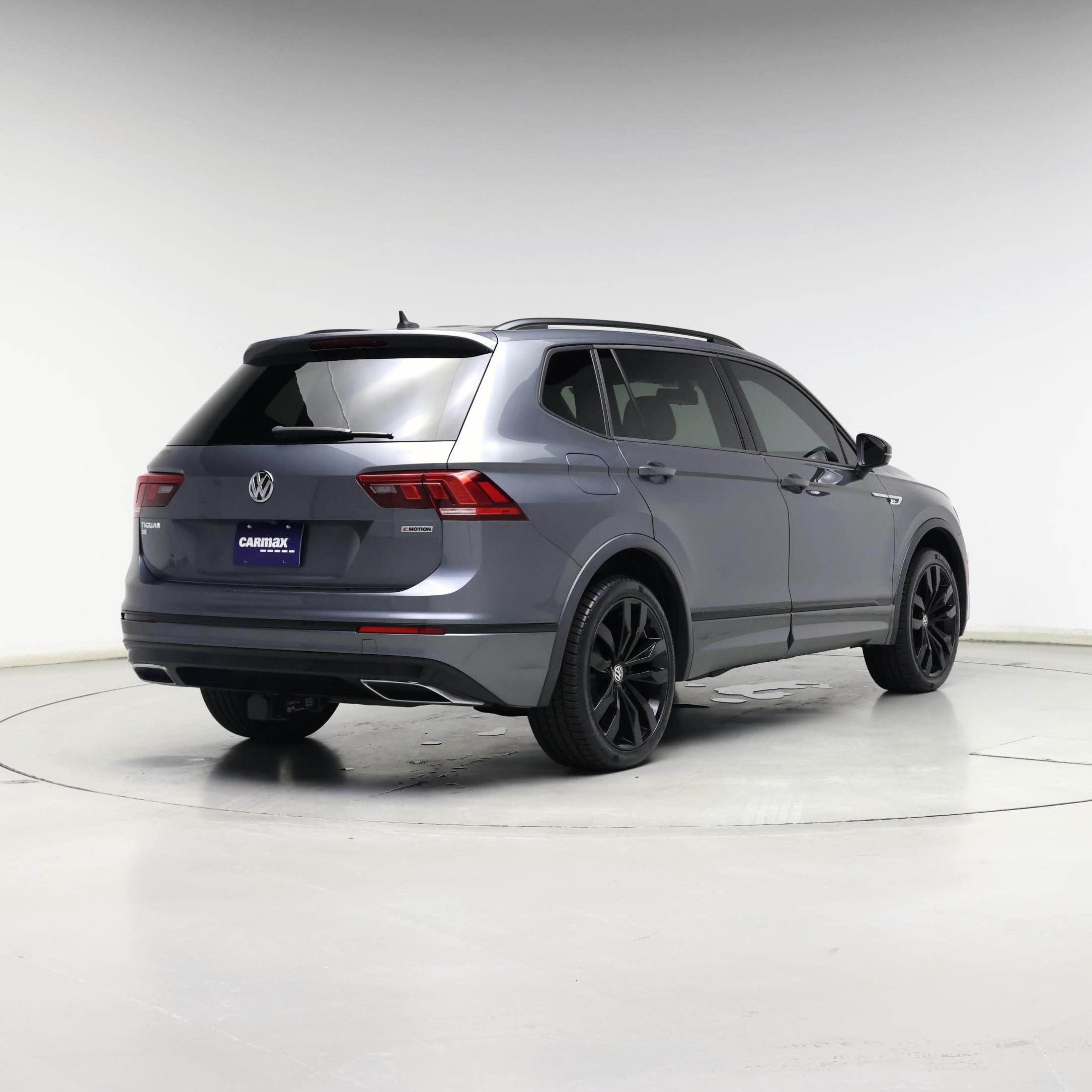 Thumbnail: 2020 Volkswagen Tiguan - 8