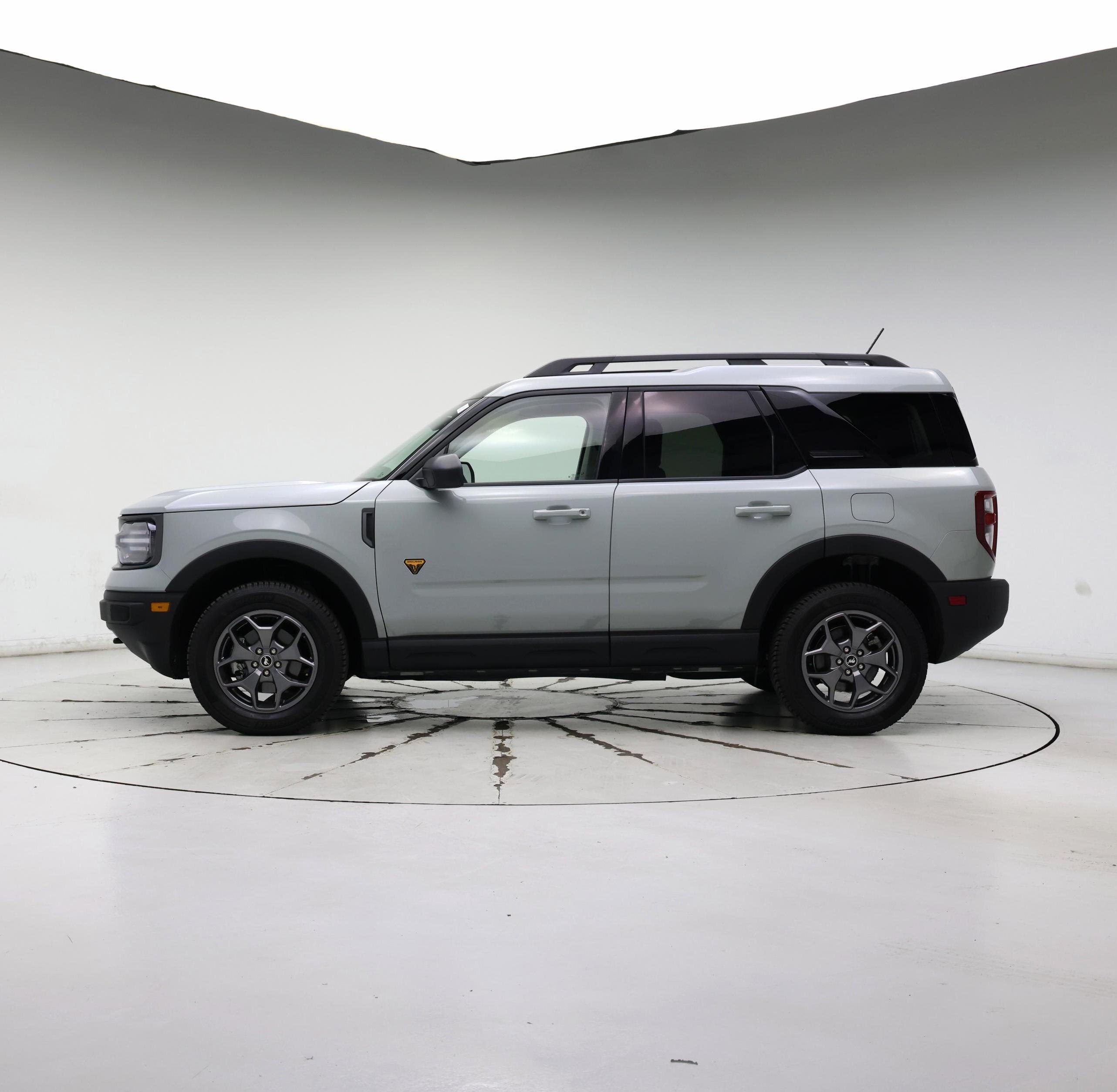 Thumbnail: 2023 Ford Bronco Sport - 3