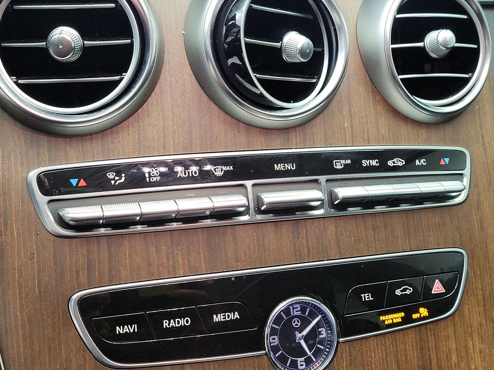 Thumbnail: 2021 Mercedes-Benz C-Class - 16
