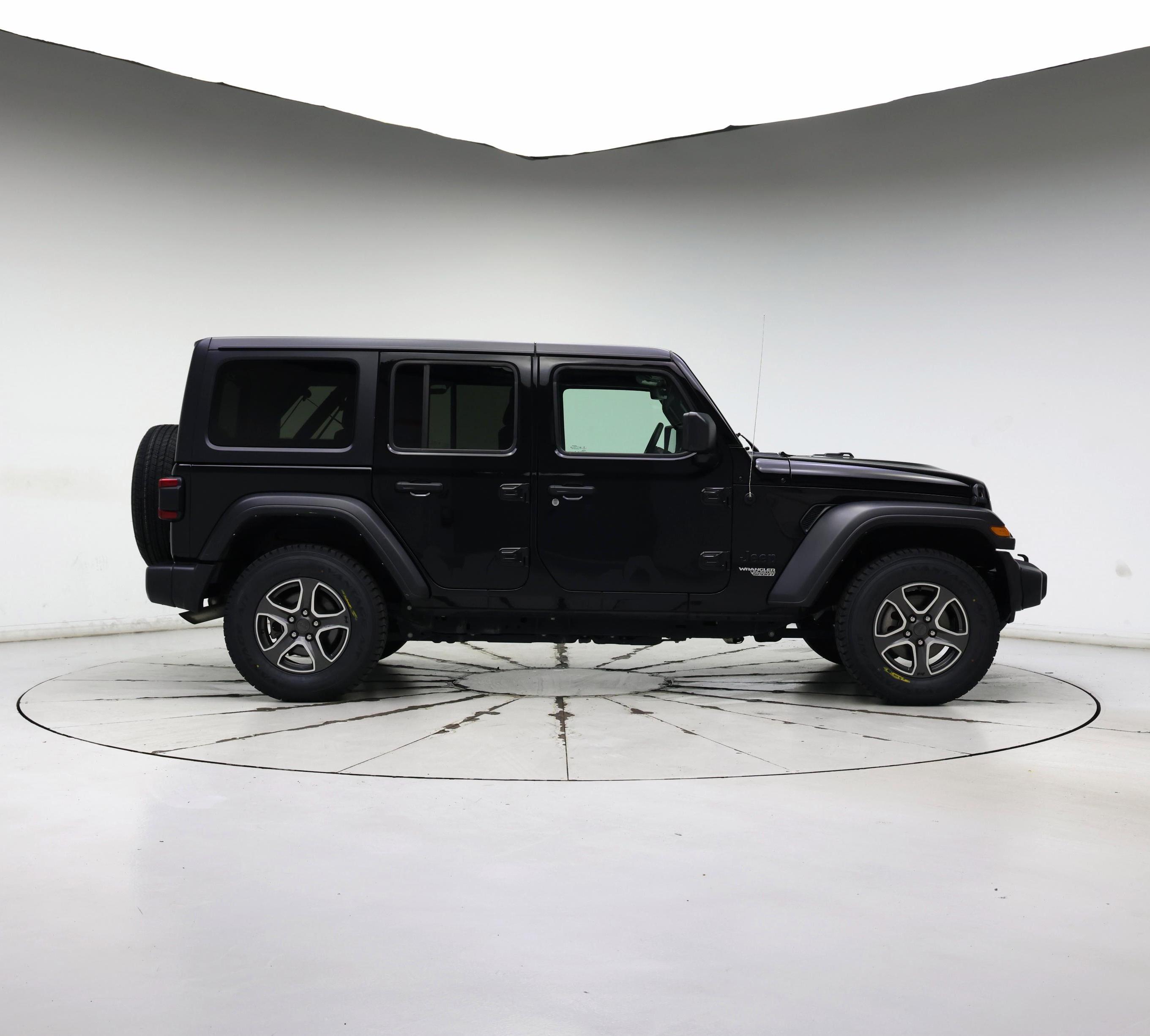 Thumbnail: 2021 Jeep Wrangler - 7