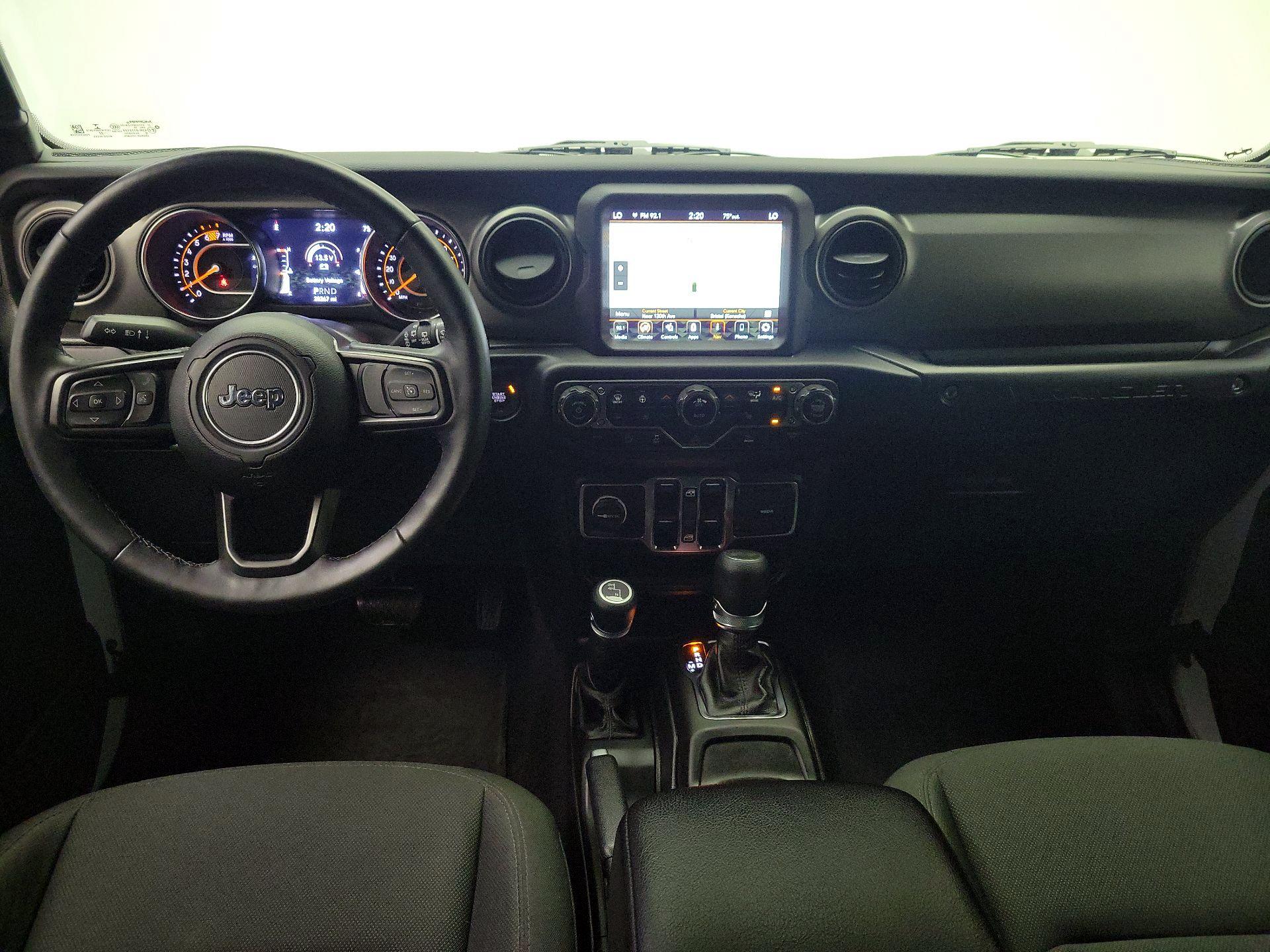 Thumbnail: 2022 Jeep Wrangler - 9