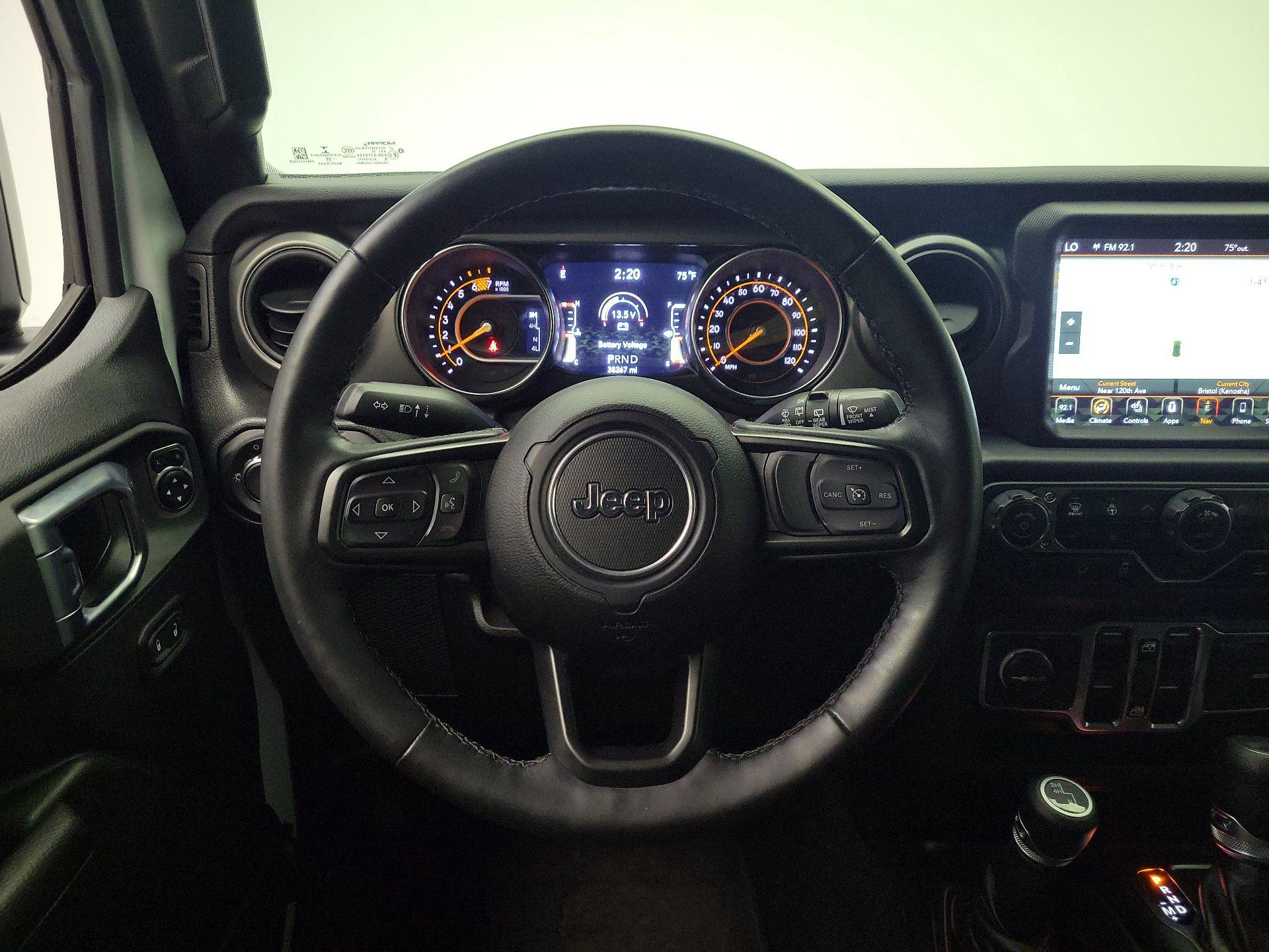 Thumbnail: 2022 Jeep Wrangler - 10