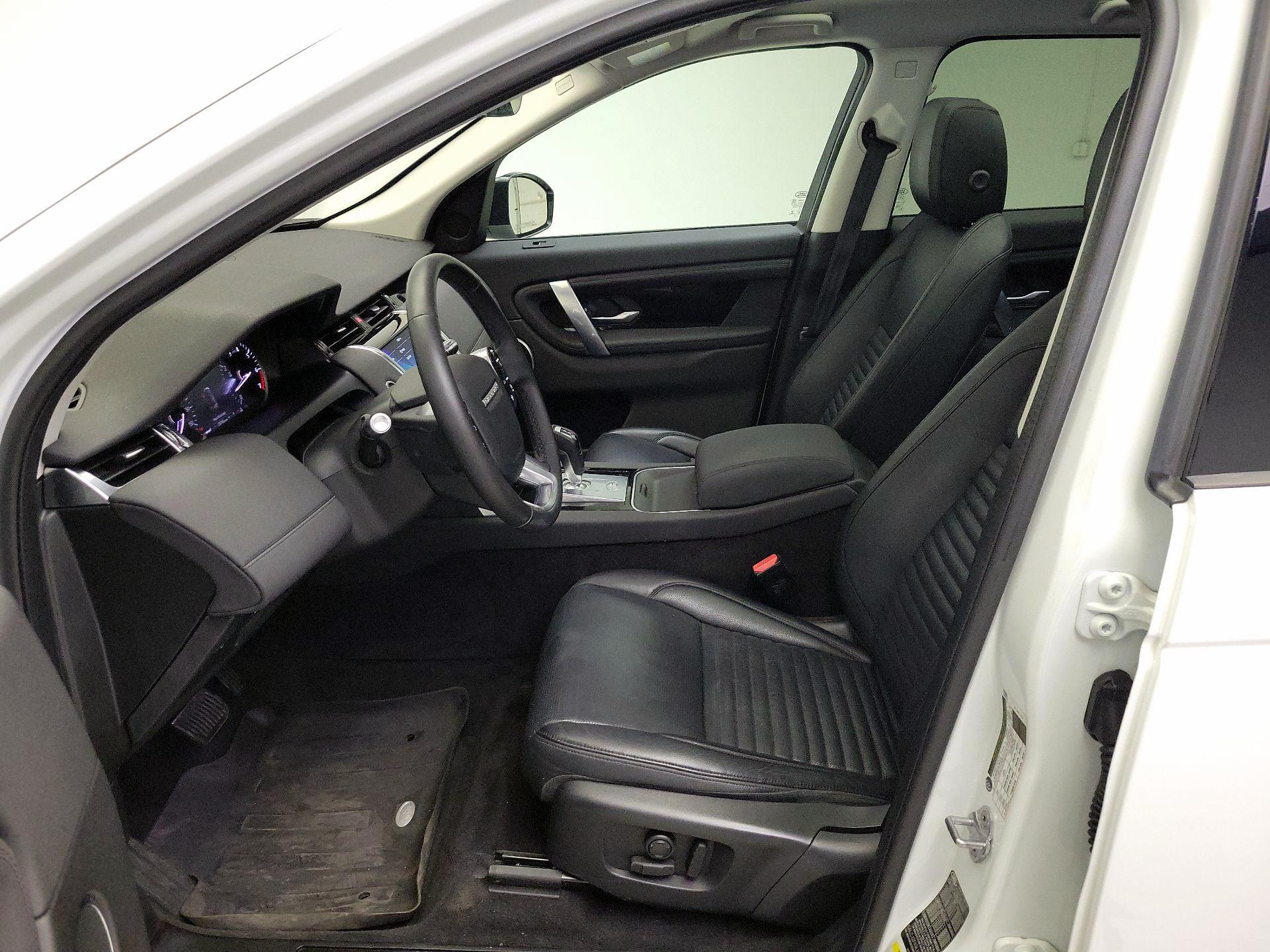 Thumbnail: 2020 Land Rover Discovery Sport - 11
