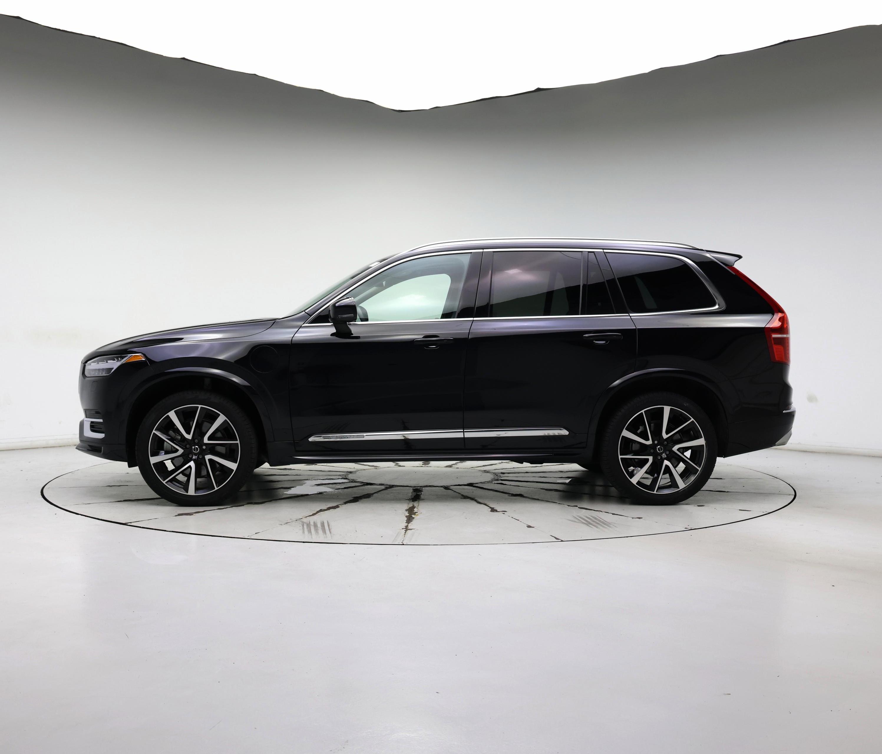 Thumbnail: 2021 Volvo XC90 - 3