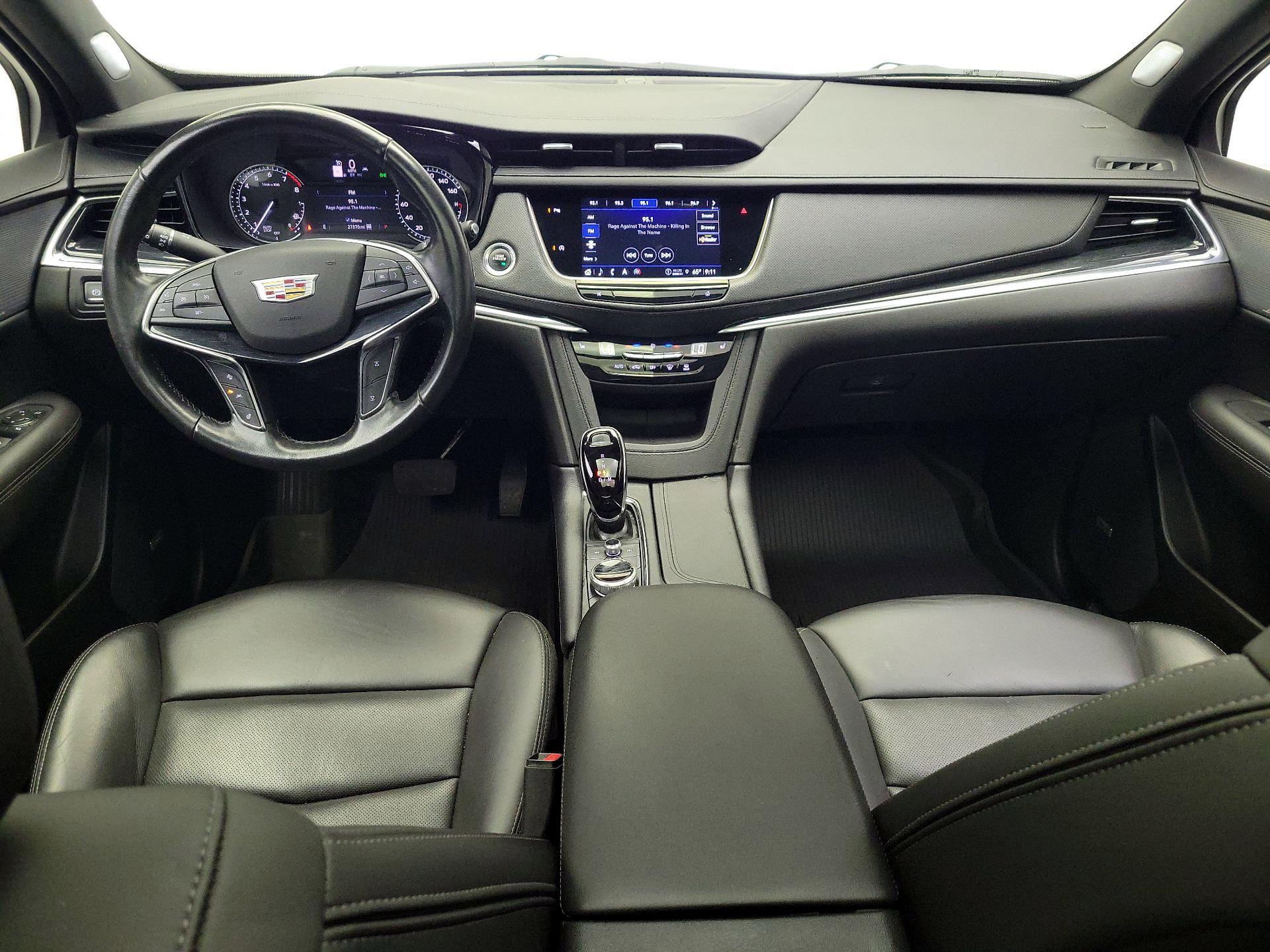 Thumbnail: 2022 Cadillac XT5 - 9