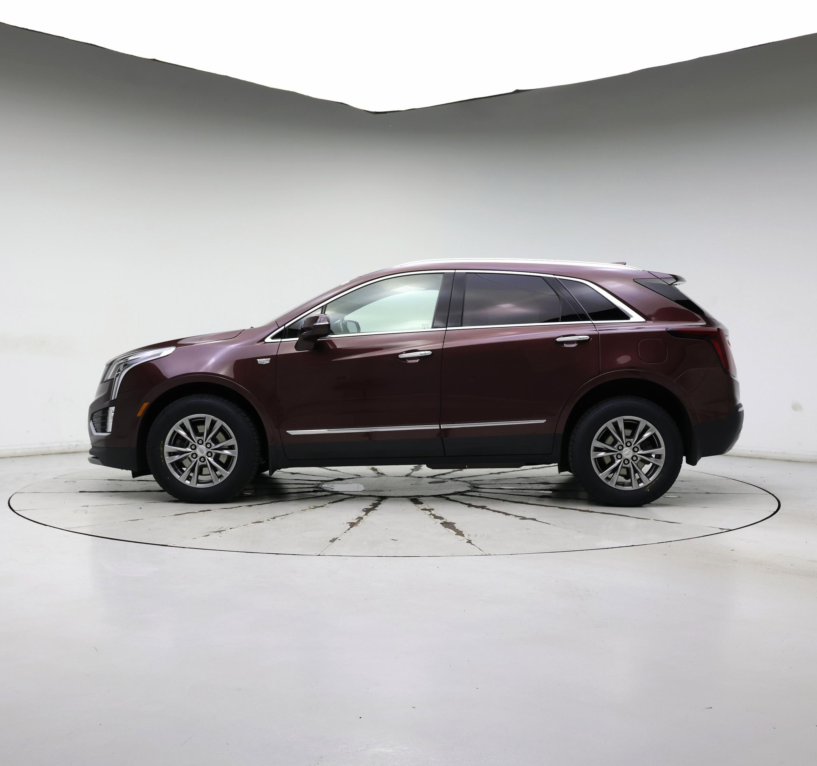 Thumbnail: 2022 Cadillac XT5 - 3