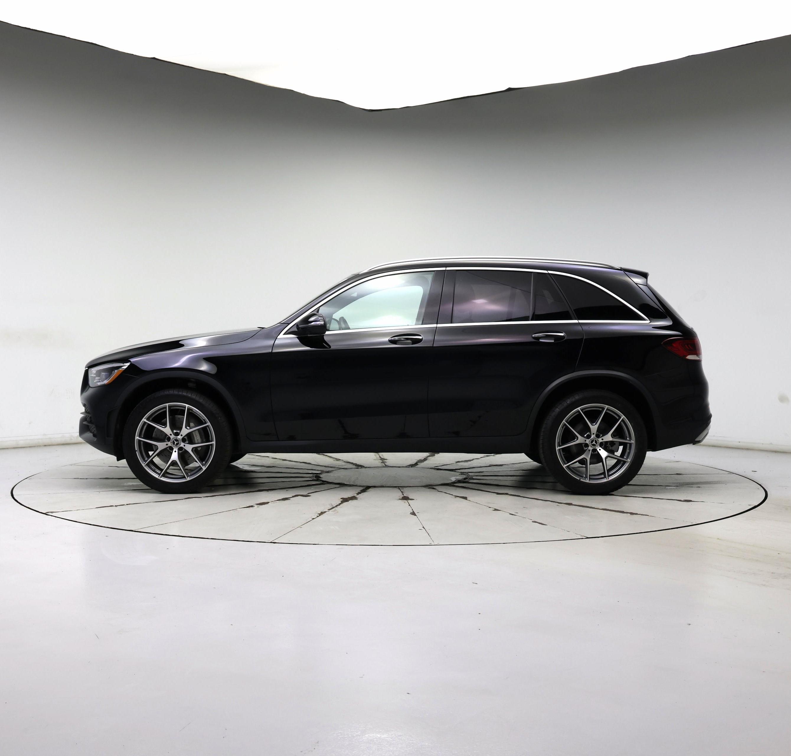 Thumbnail: 2022 Mercedes-Benz GLC - 3