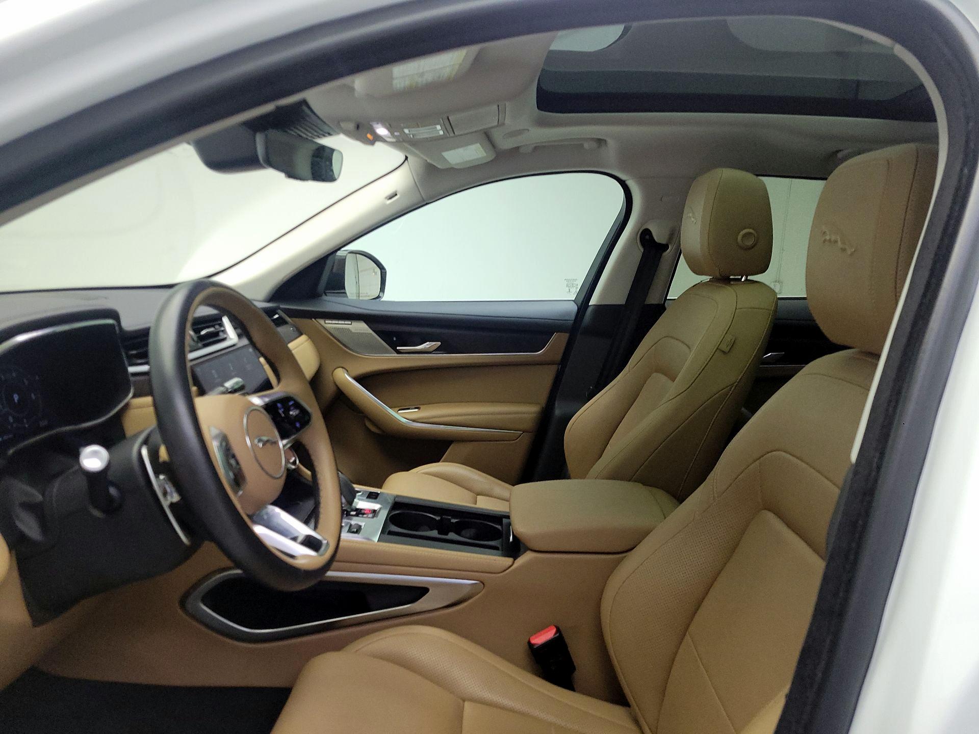 Thumbnail: 2021 Jaguar F-Pace - 20