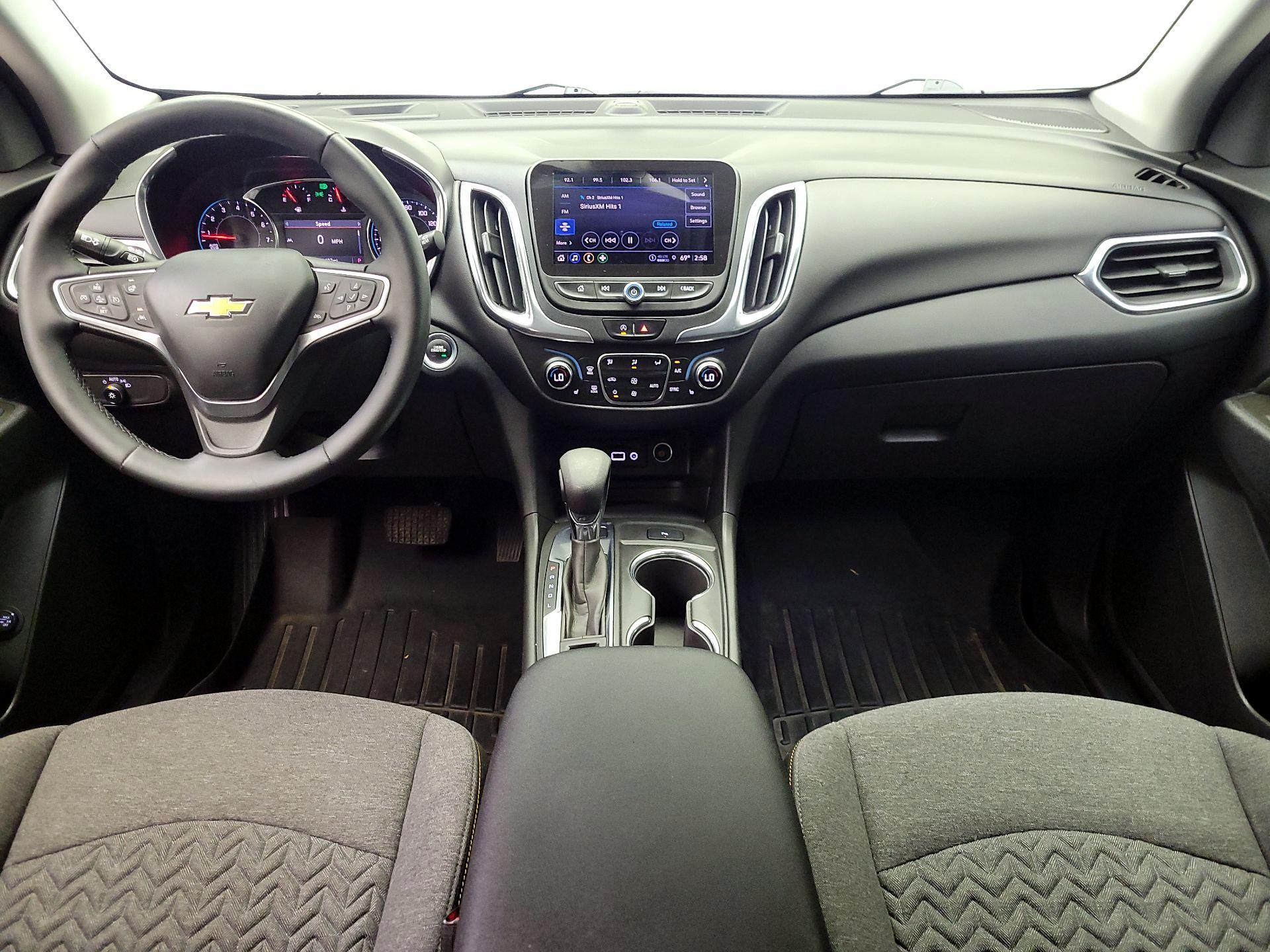 Thumbnail: 2023 Chevrolet Equinox - 9