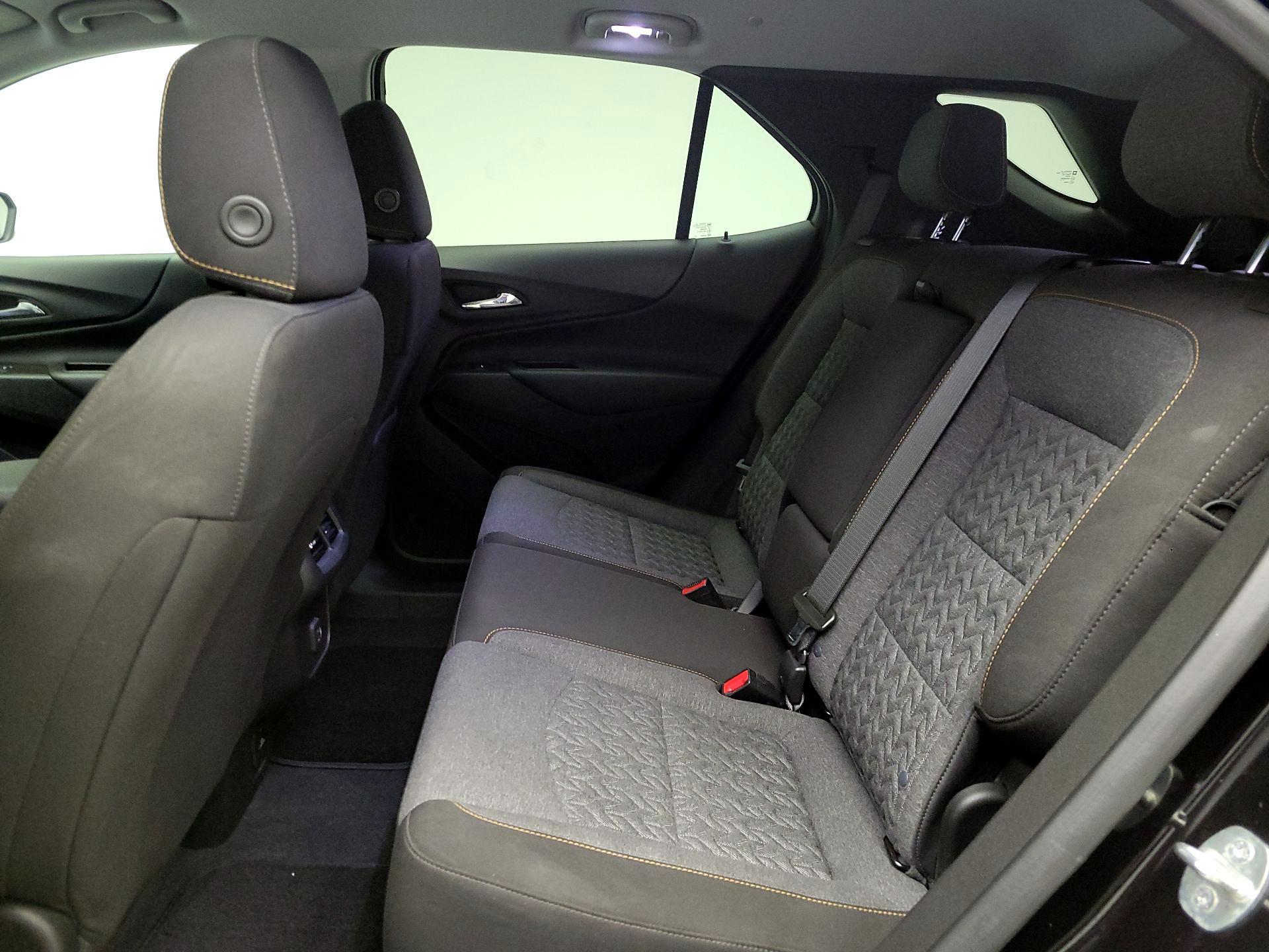 Thumbnail: 2023 Chevrolet Equinox - 18