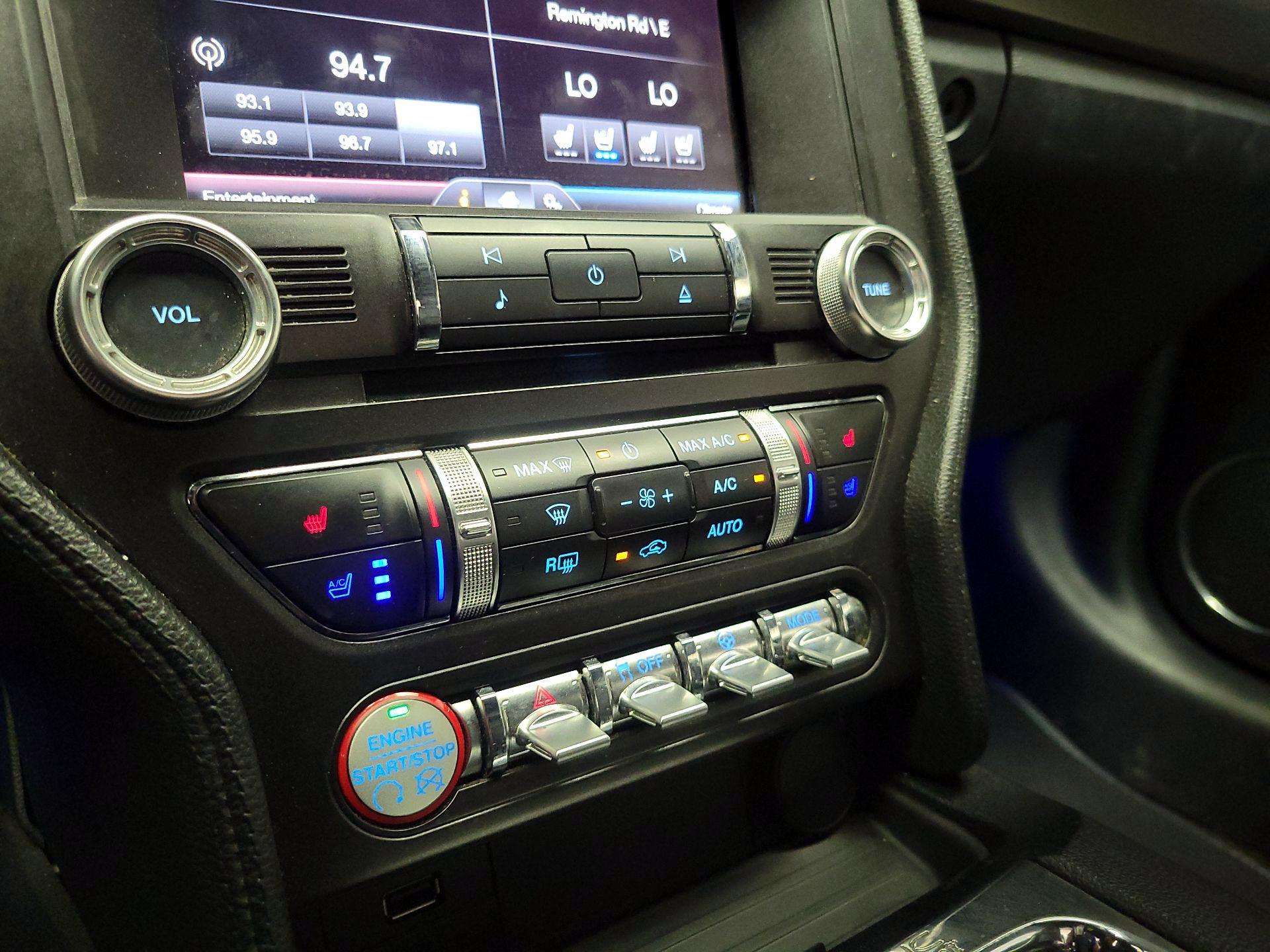 Thumbnail: 2015 Ford Mustang - 17