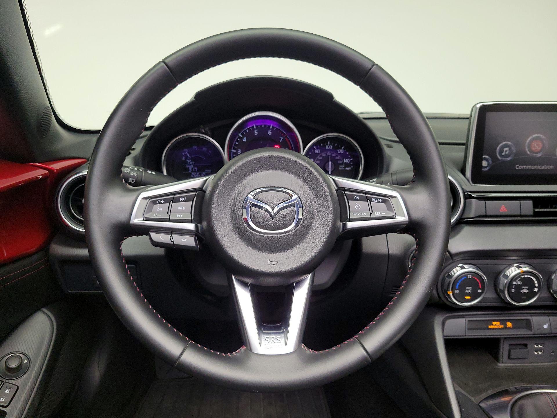 Thumbnail: 2016 Mazda MX-5 Miata - 10