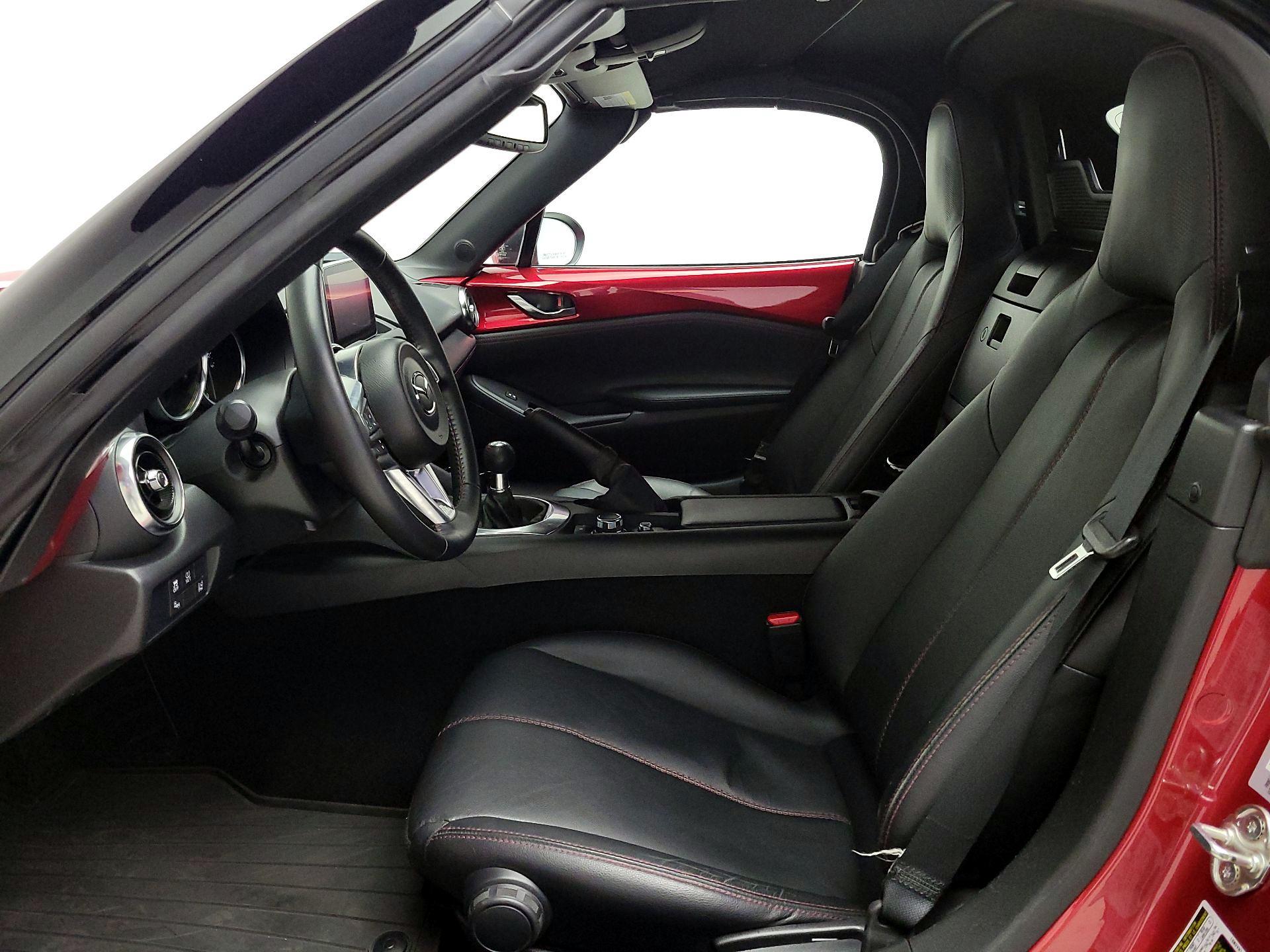 Thumbnail: 2016 Mazda MX-5 Miata - 11