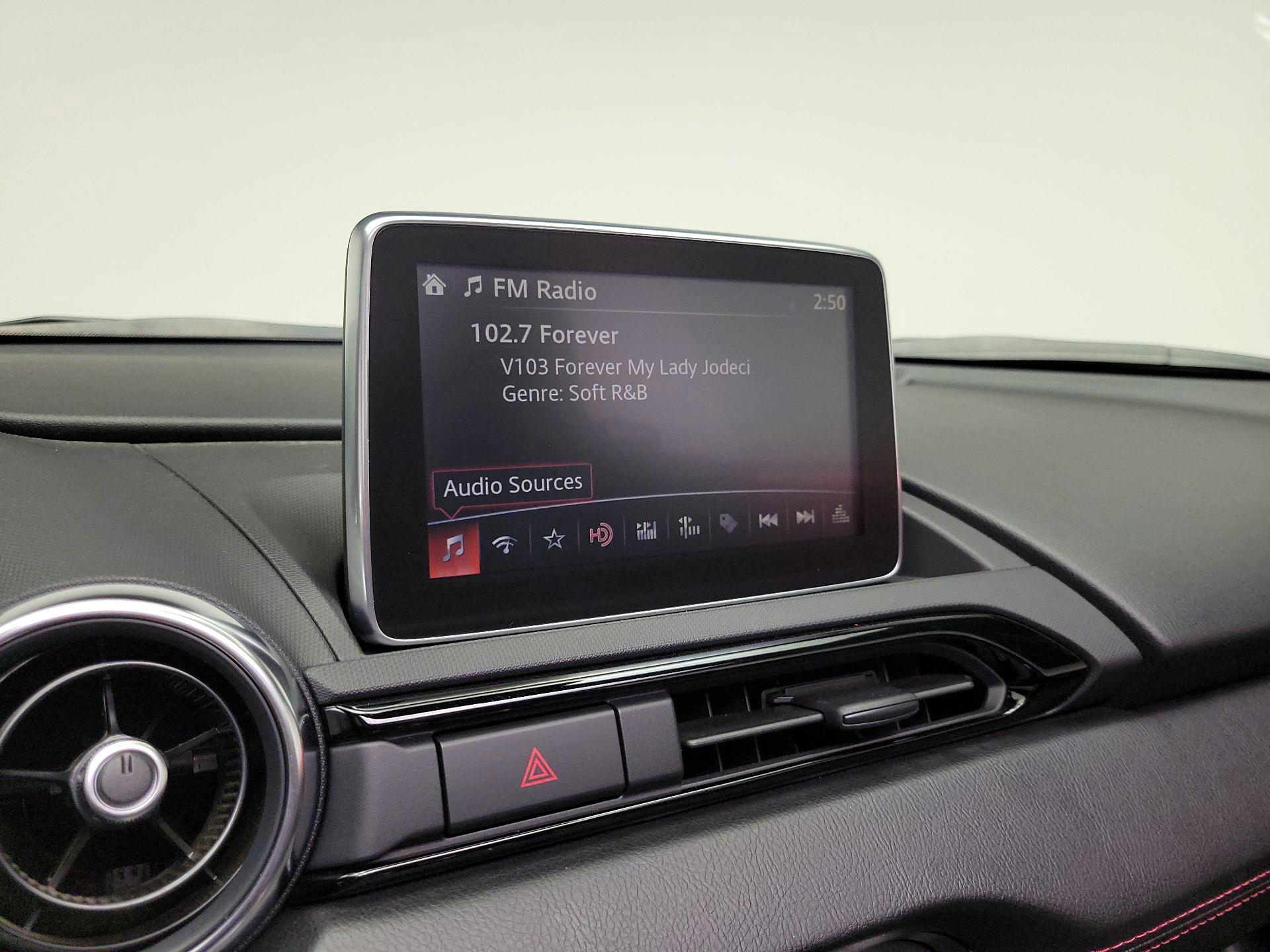 Thumbnail: 2016 Mazda MX-5 Miata - 15