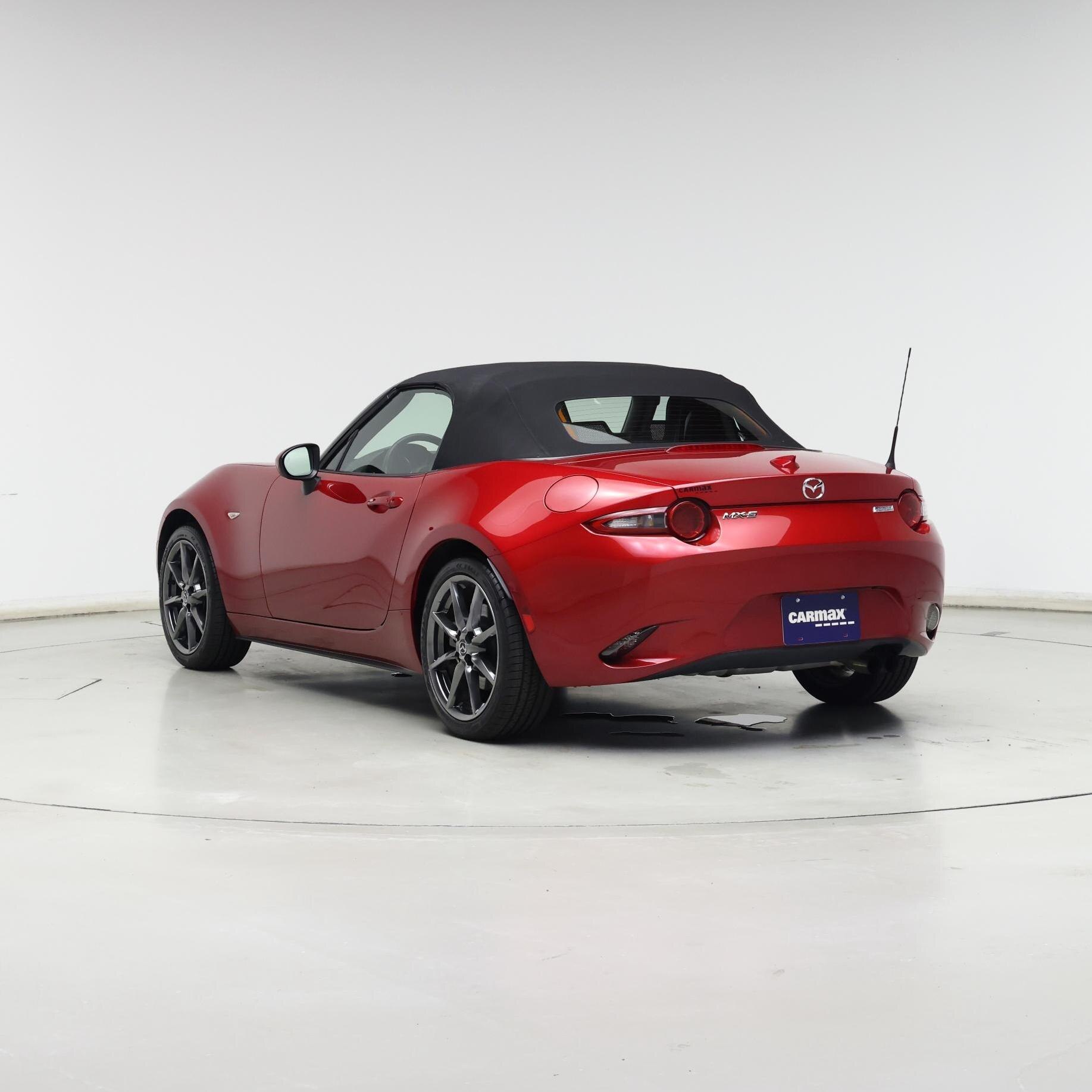 Thumbnail: 2016 Mazda MX-5 Miata - 2