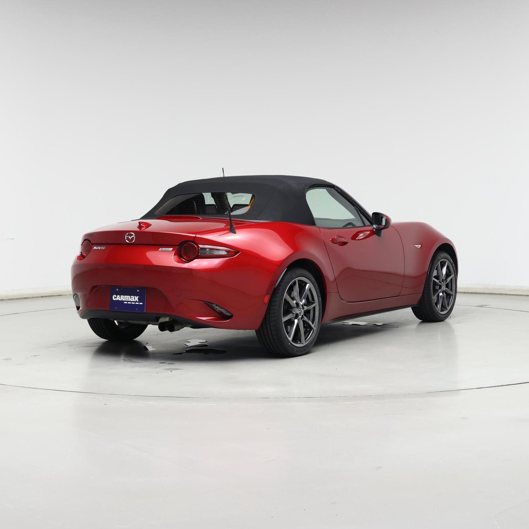 Thumbnail: 2016 Mazda MX-5 Miata - 8