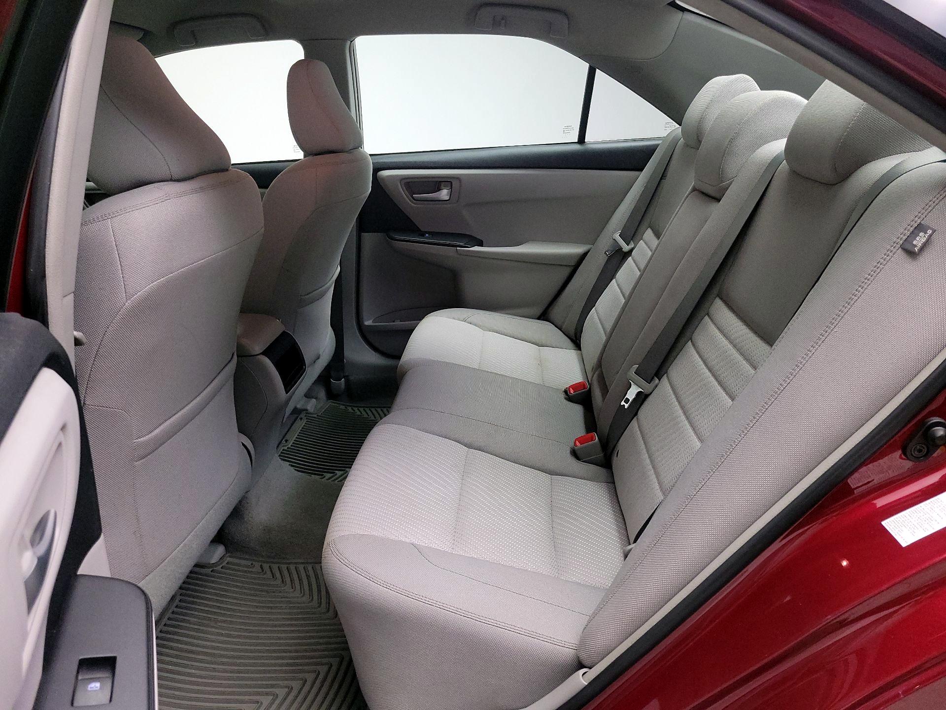 Thumbnail: 2017 Toyota Camry - 19