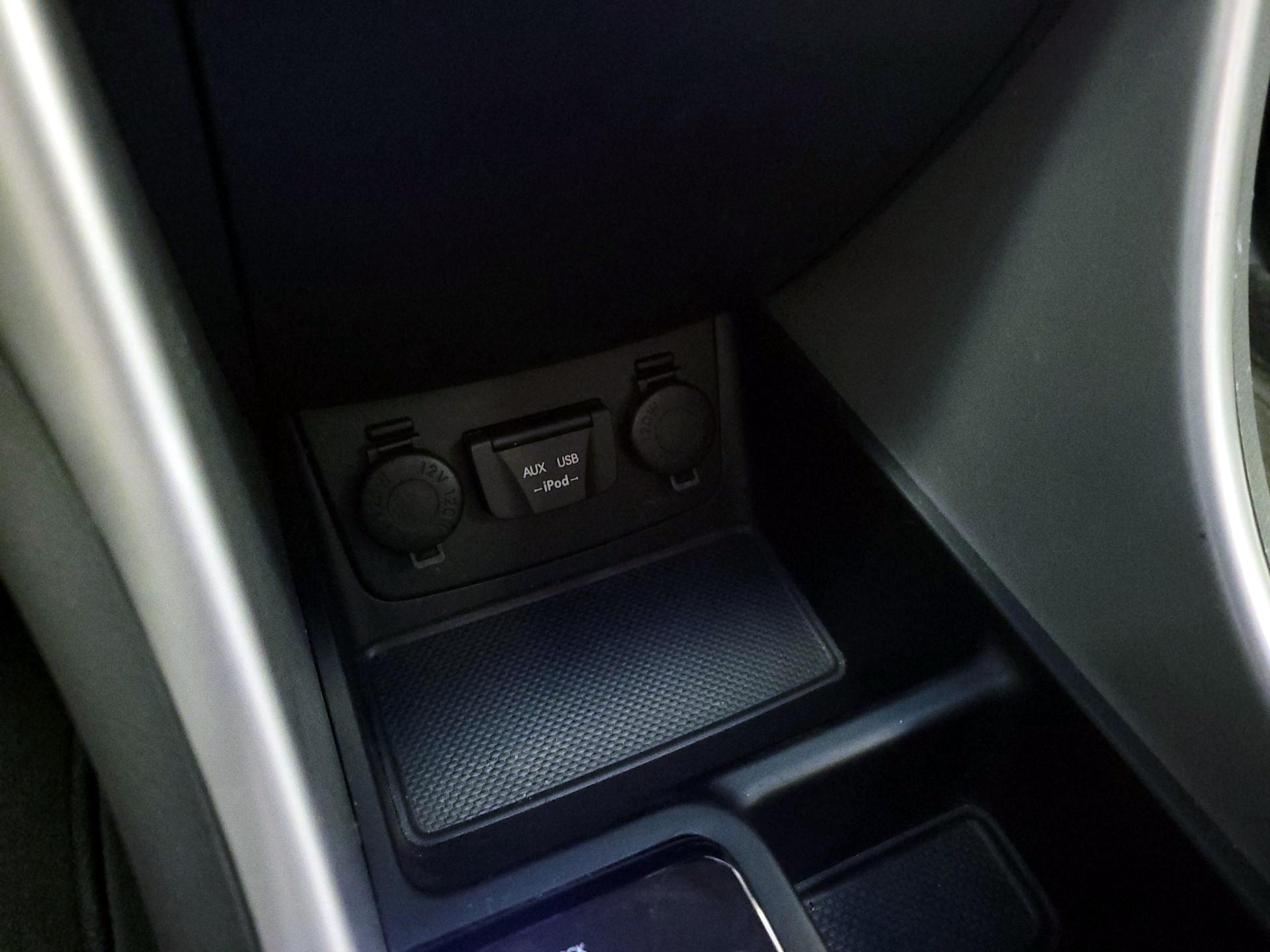 Thumbnail: 2013 Hyundai Sonata - 17