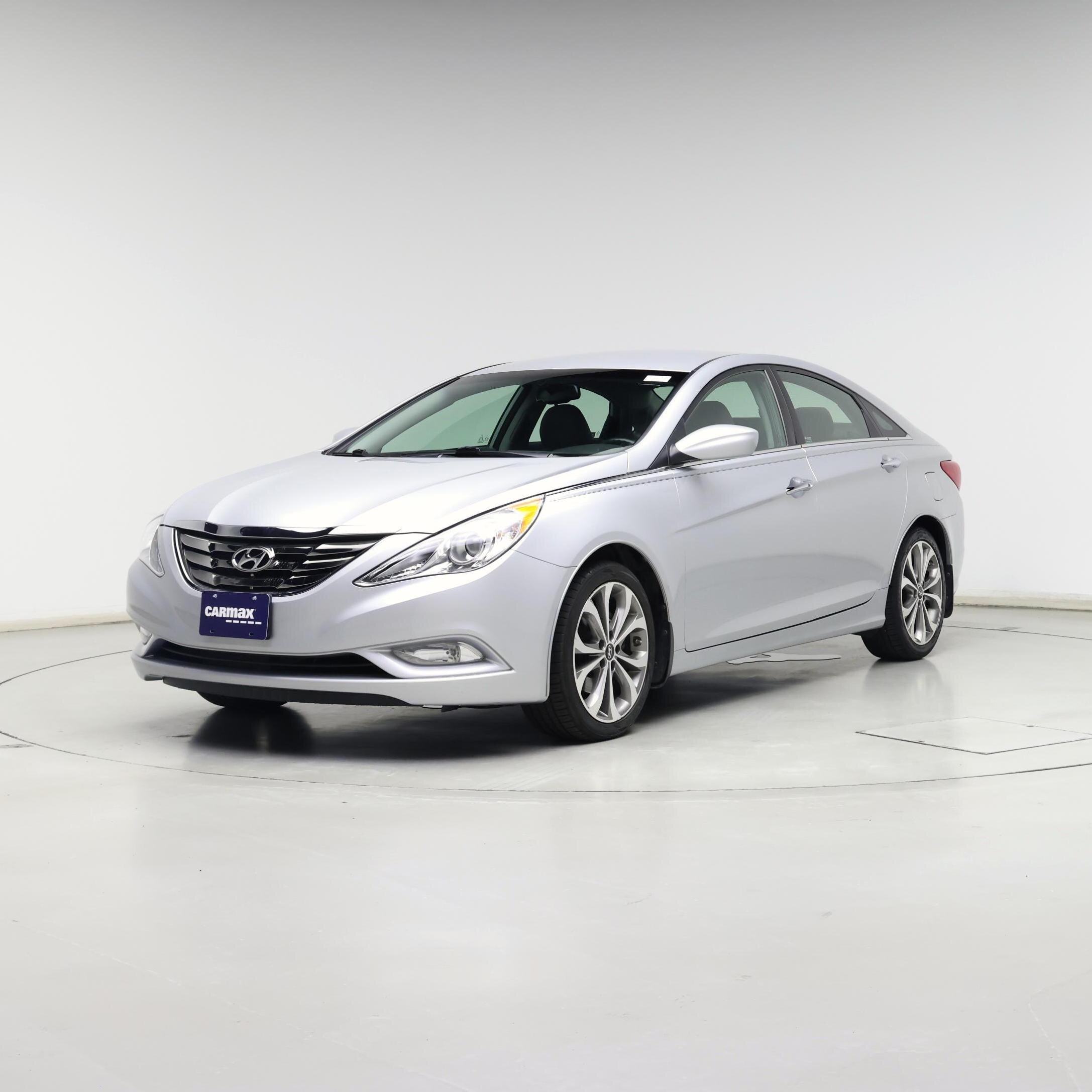 Thumbnail: 2013 Hyundai Sonata - 4