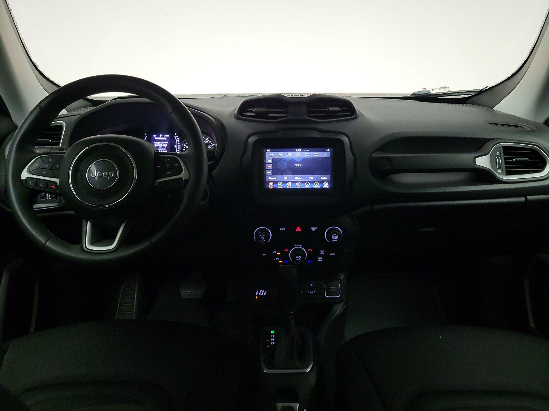 Thumbnail: 2020 Jeep Renegade - 9