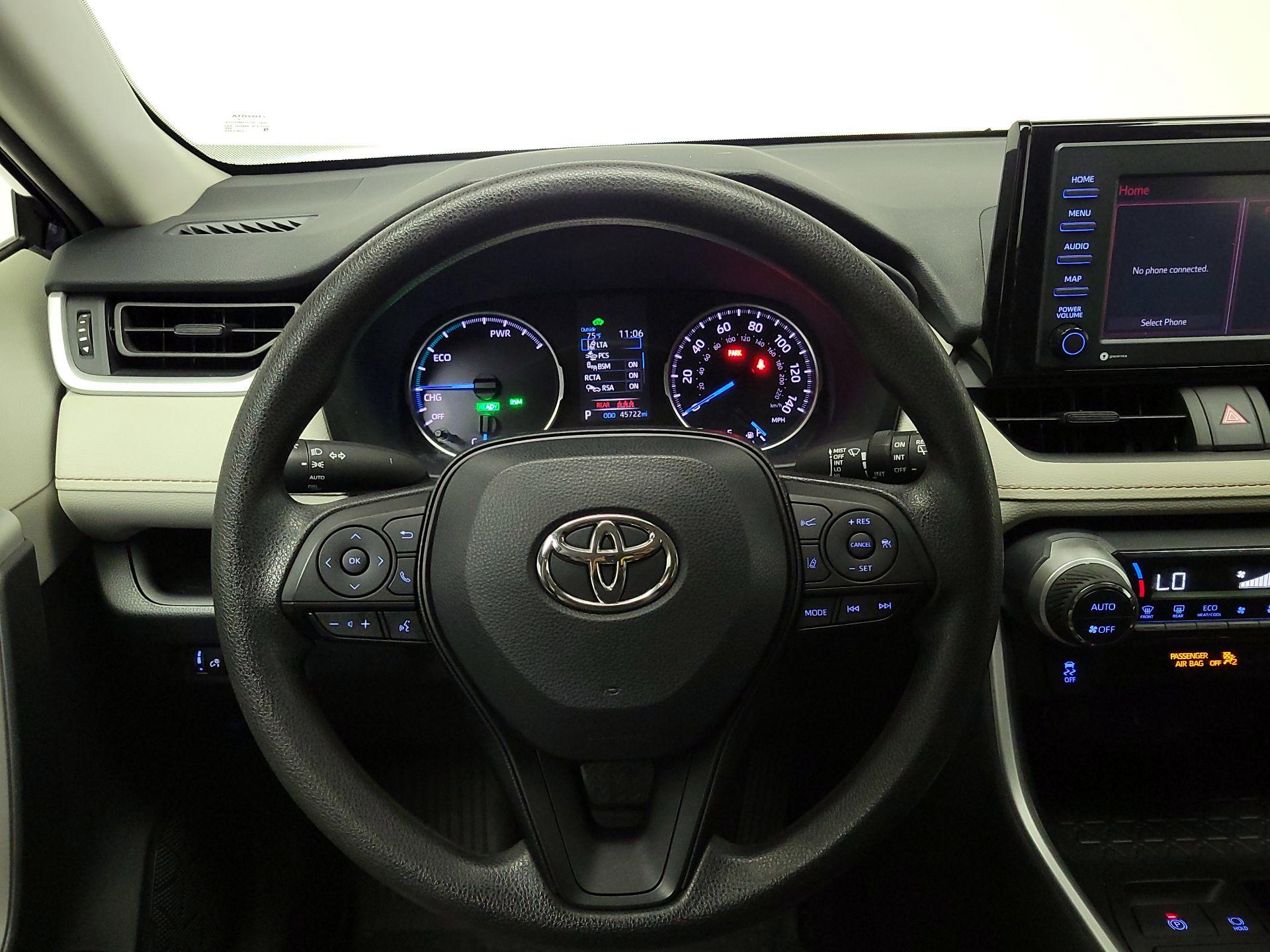 Thumbnail: 2022 Toyota RAV4 - 10