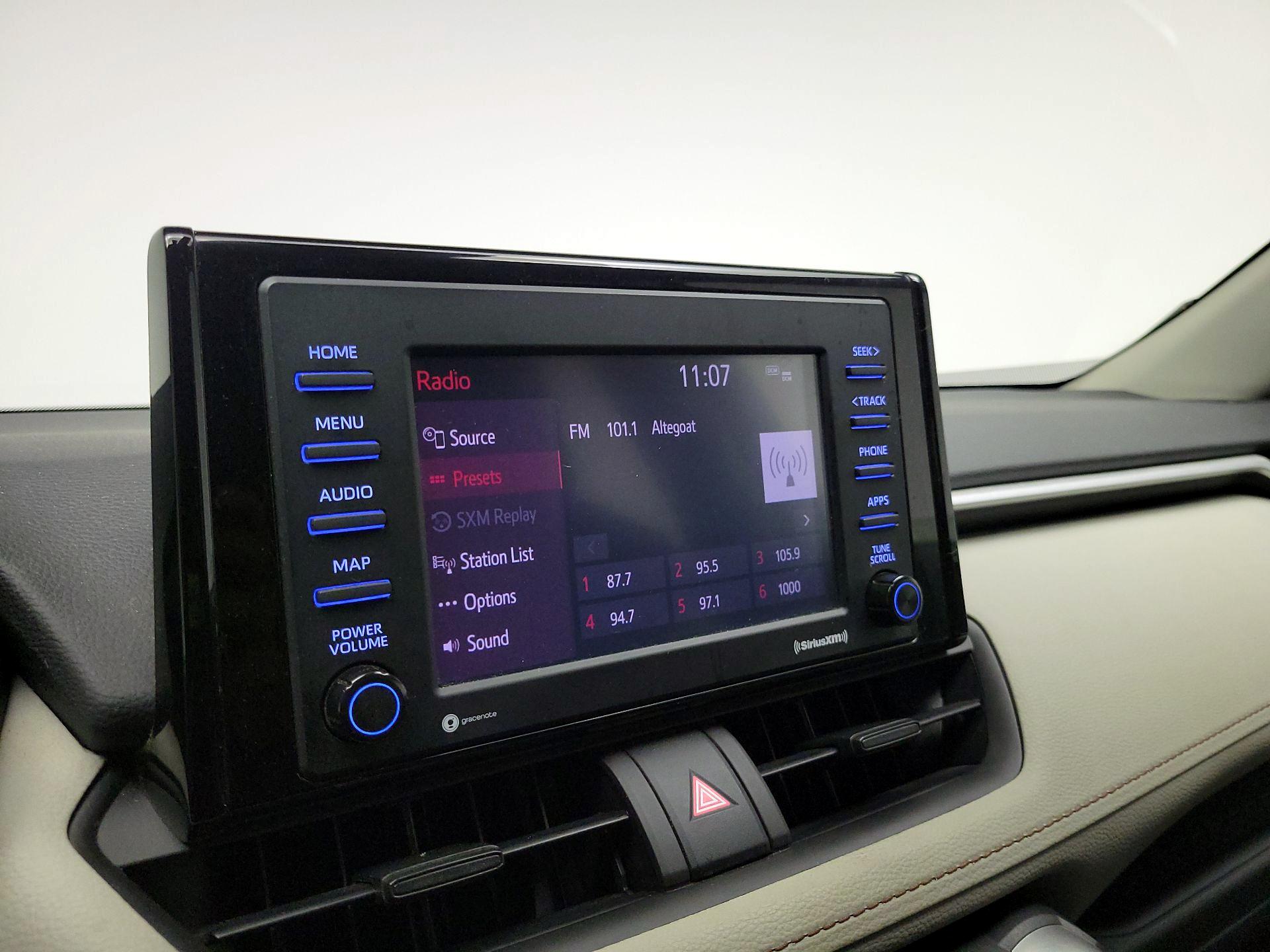 Thumbnail: 2022 Toyota RAV4 - 15