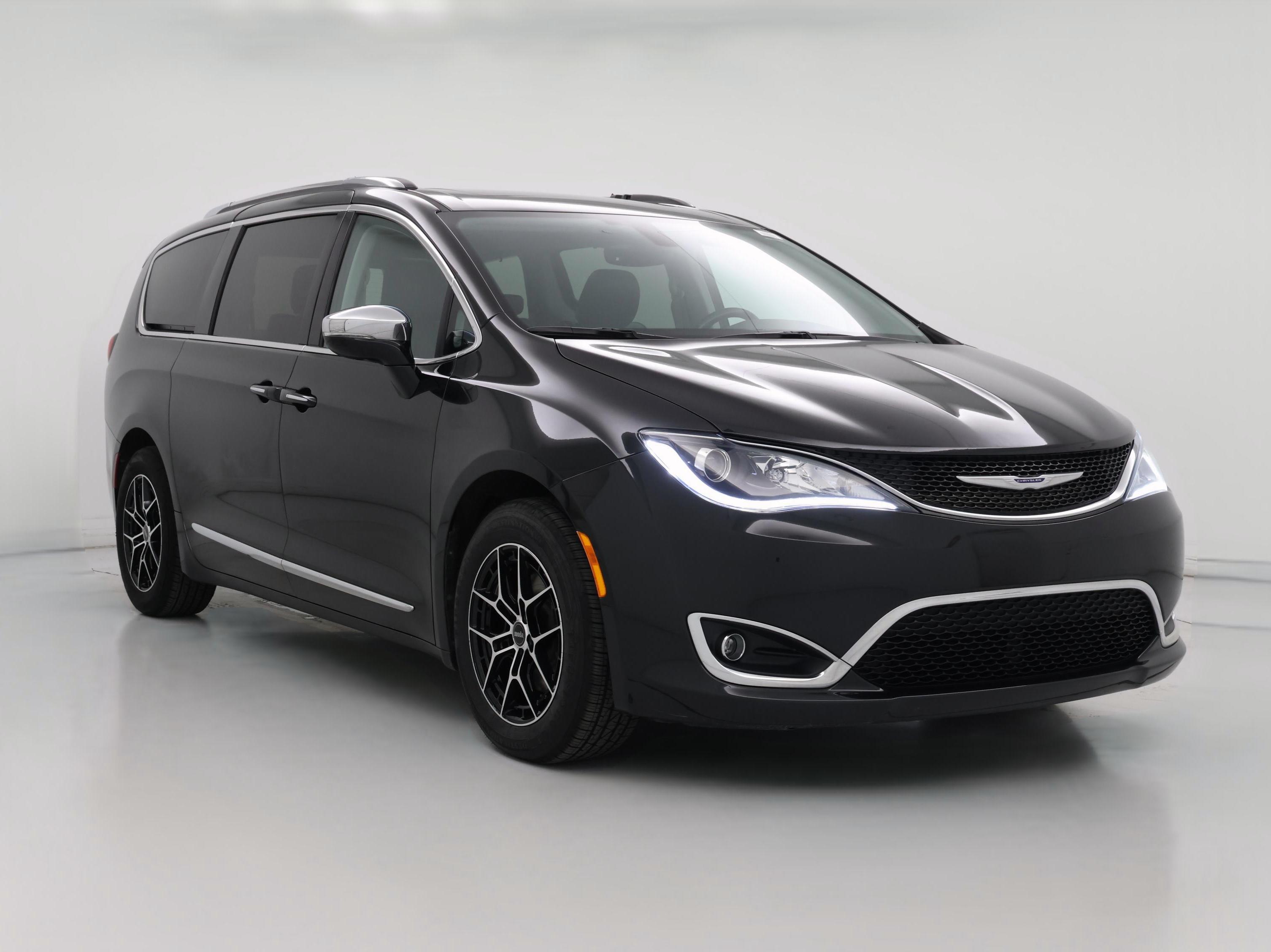 Thumbnail: 2019 Chrysler Pacifica - 1