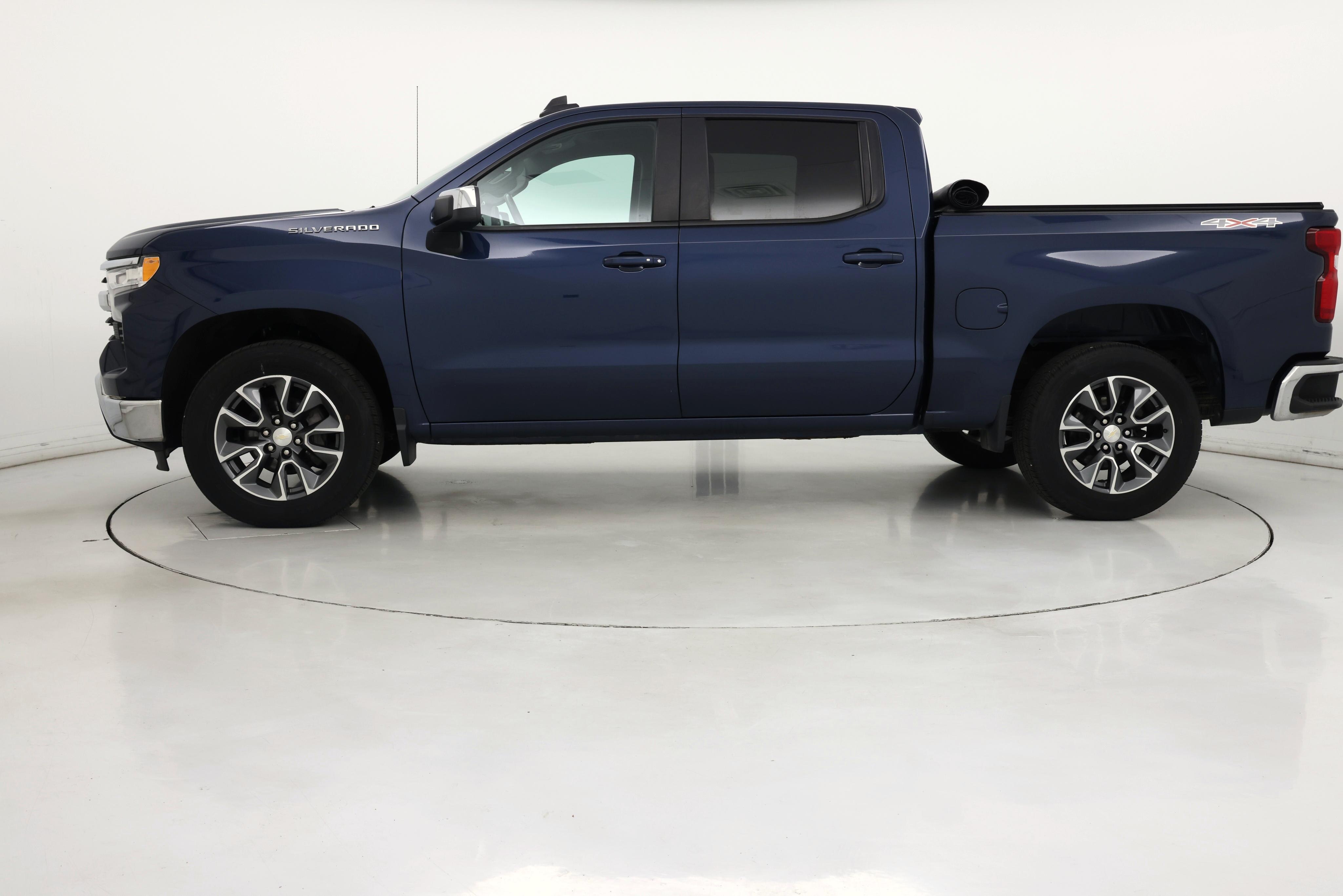 Thumbnail: 2022 Chevrolet Silverado 1500 - 3