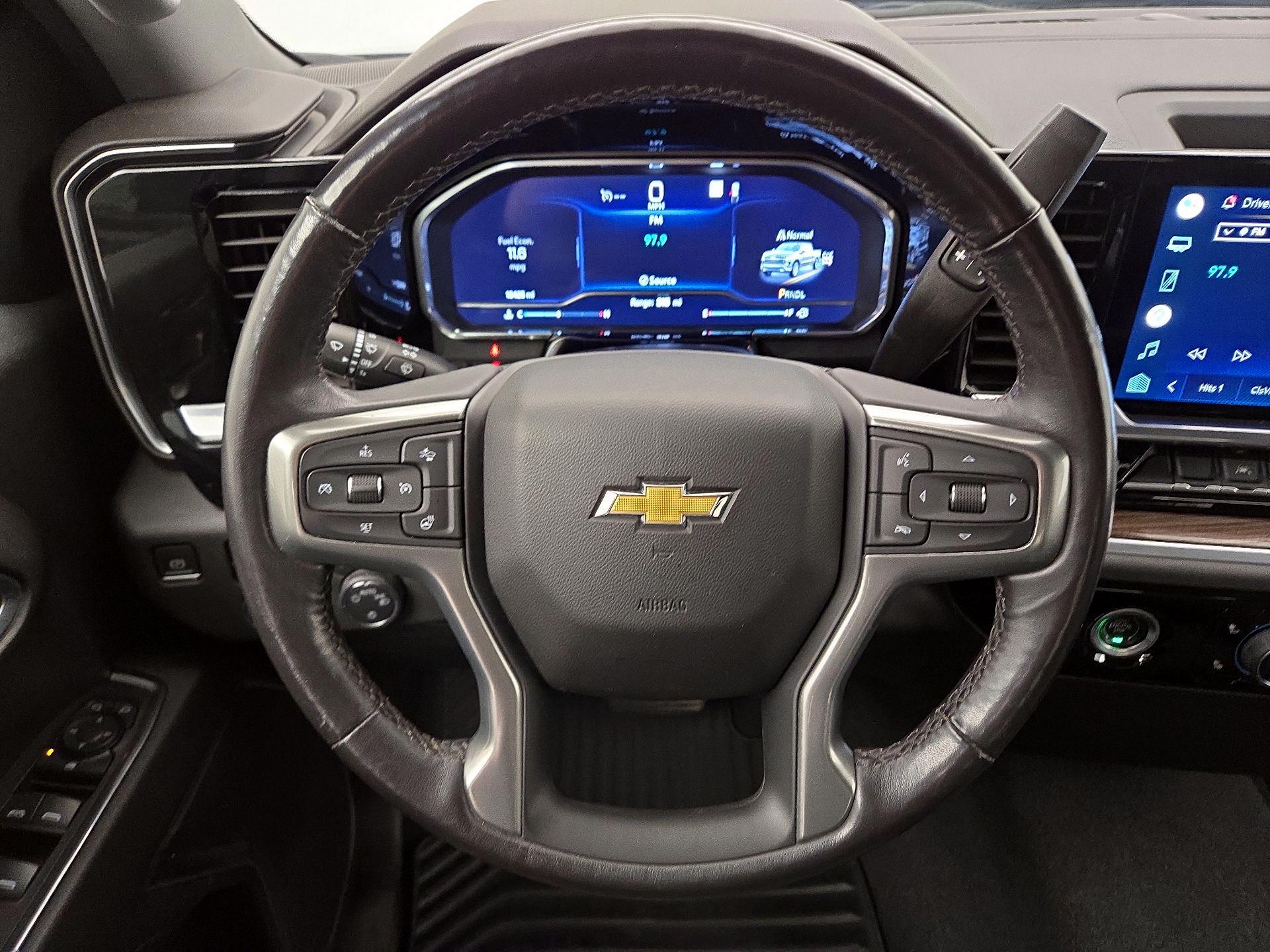 Thumbnail: 2022 Chevrolet Silverado 1500 - 10
