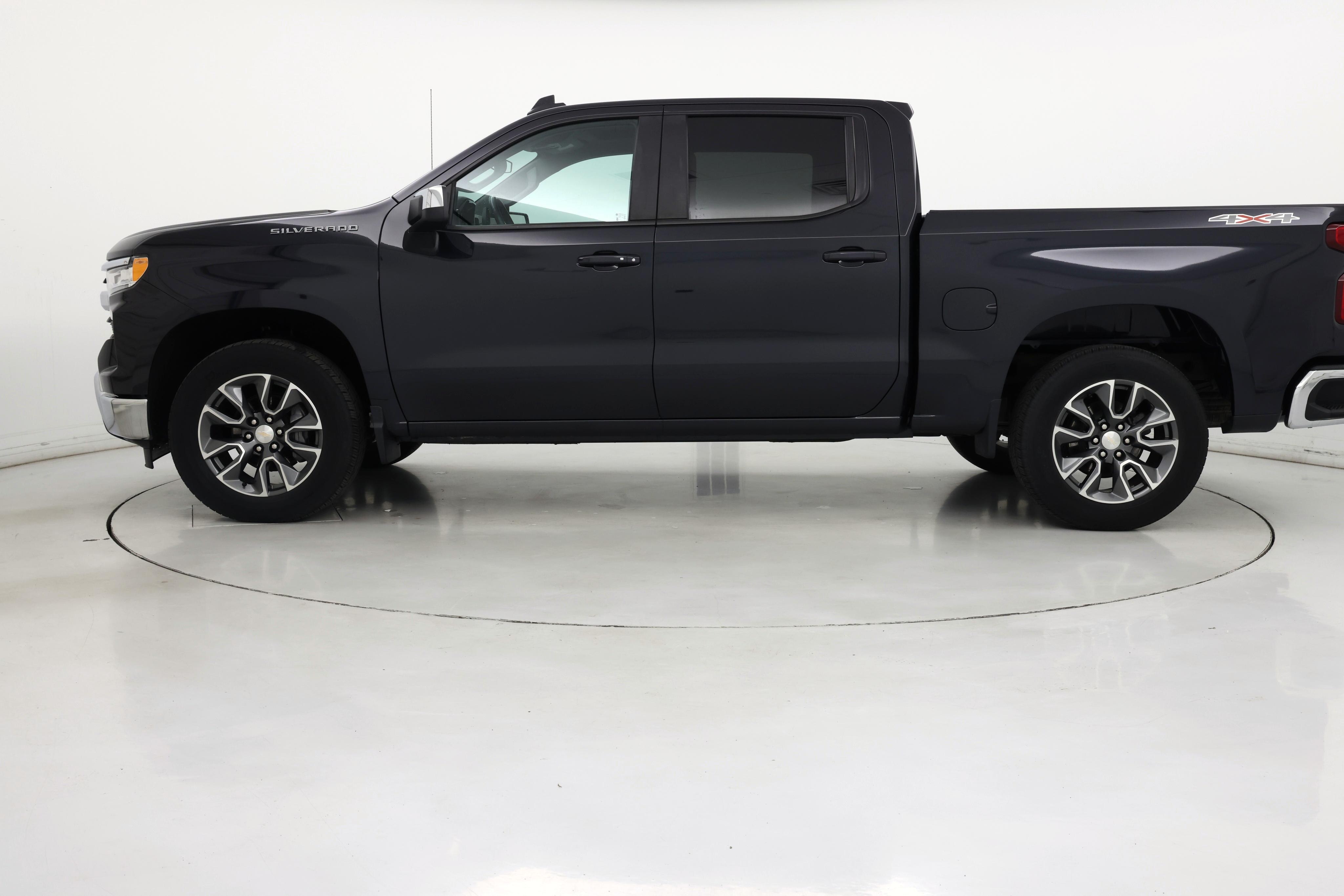 Thumbnail: 2022 Chevrolet Silverado 1500 - 3