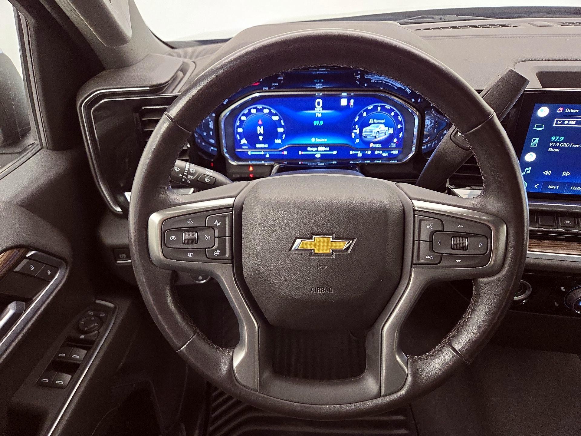 Thumbnail: 2022 Chevrolet Silverado 1500 - 10