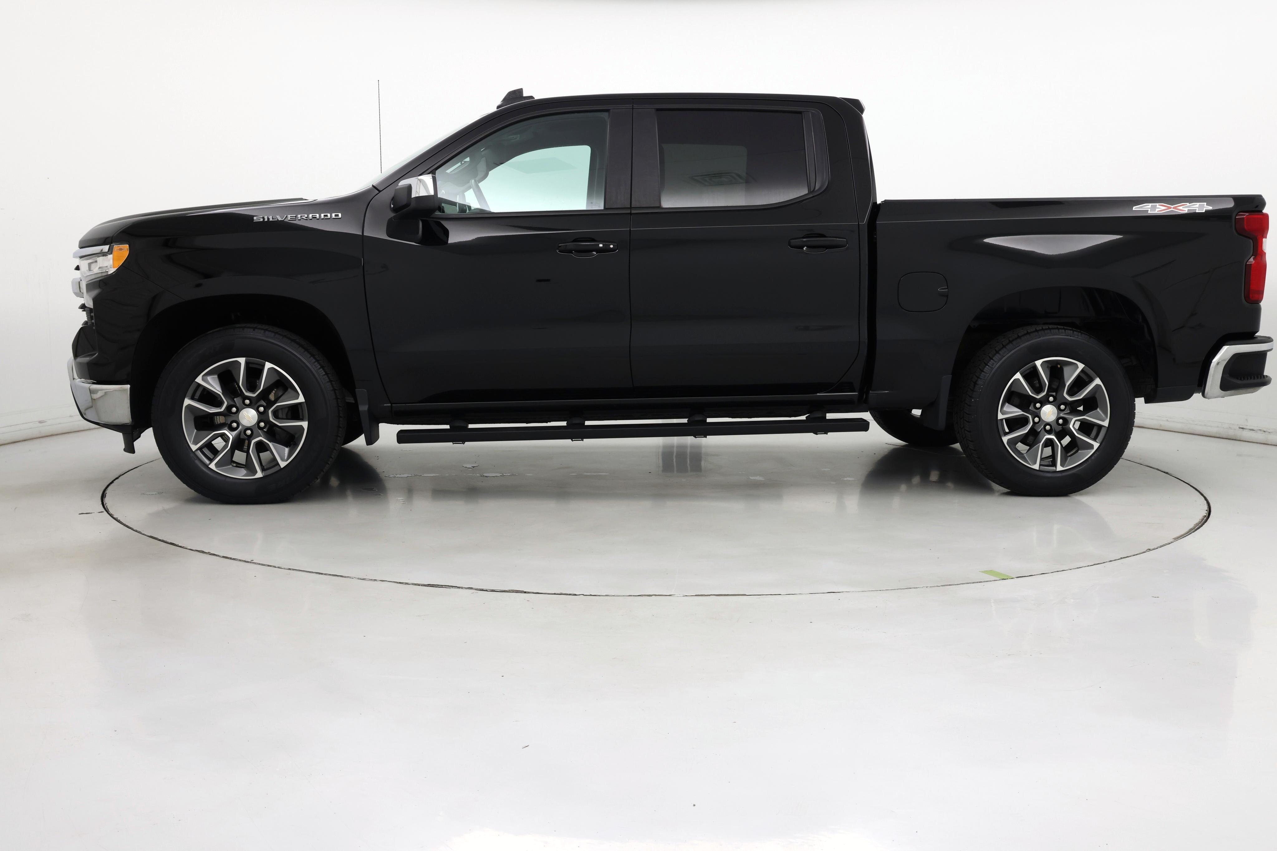 Thumbnail: 2022 Chevrolet Silverado 1500 - 3
