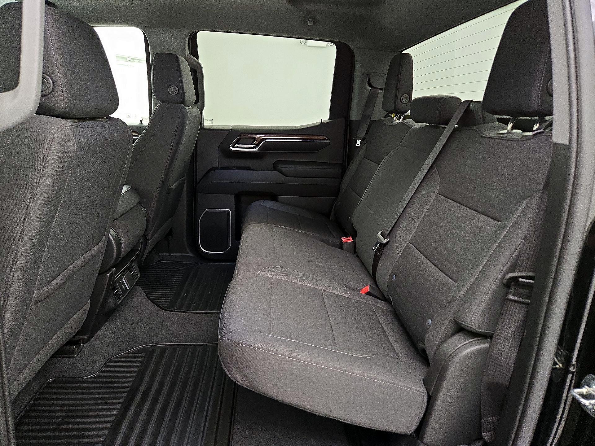 Thumbnail: 2023 Chevrolet Silverado 1500 - 19