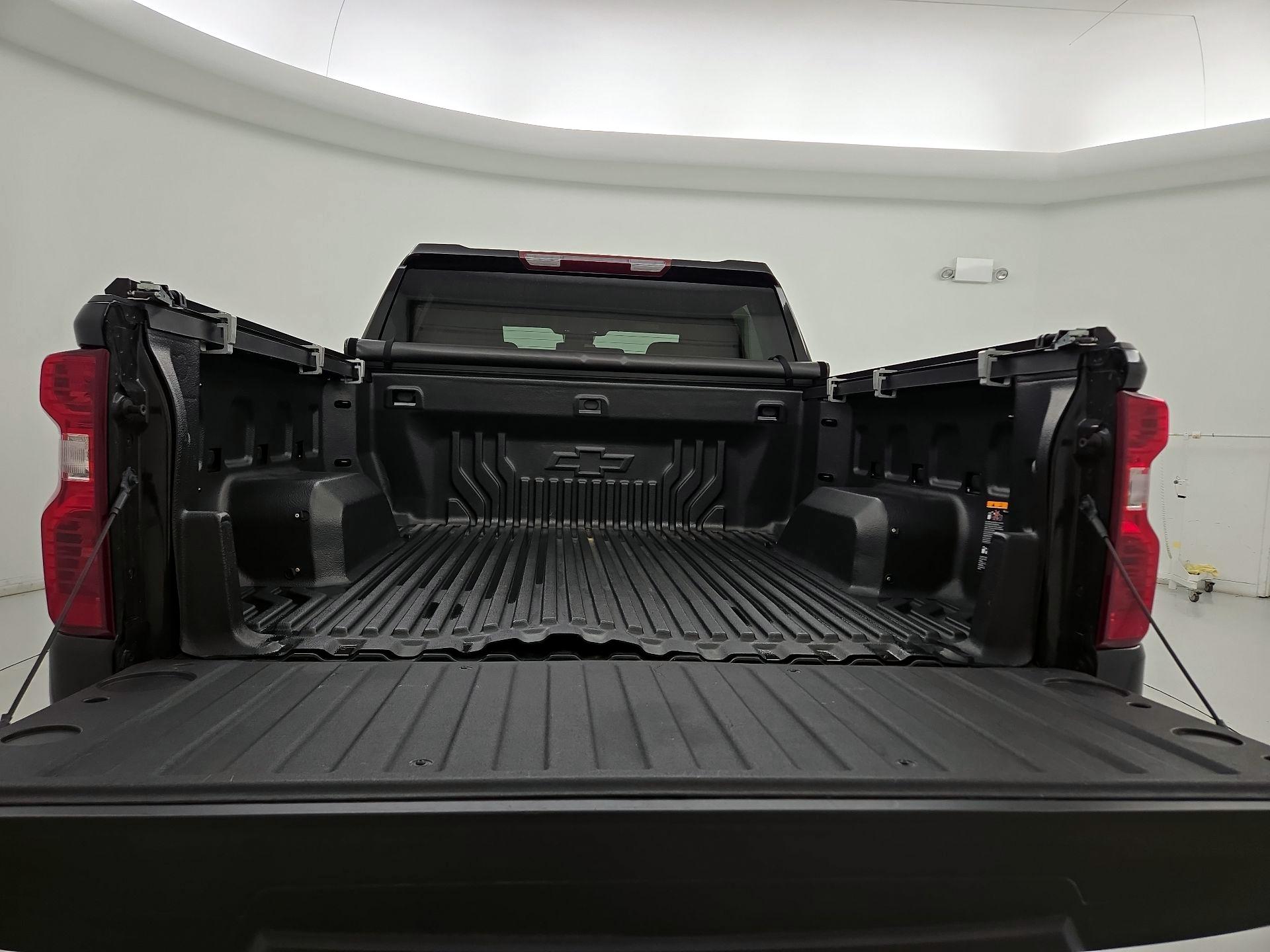 Thumbnail: 2023 Chevrolet Silverado 1500 - 20