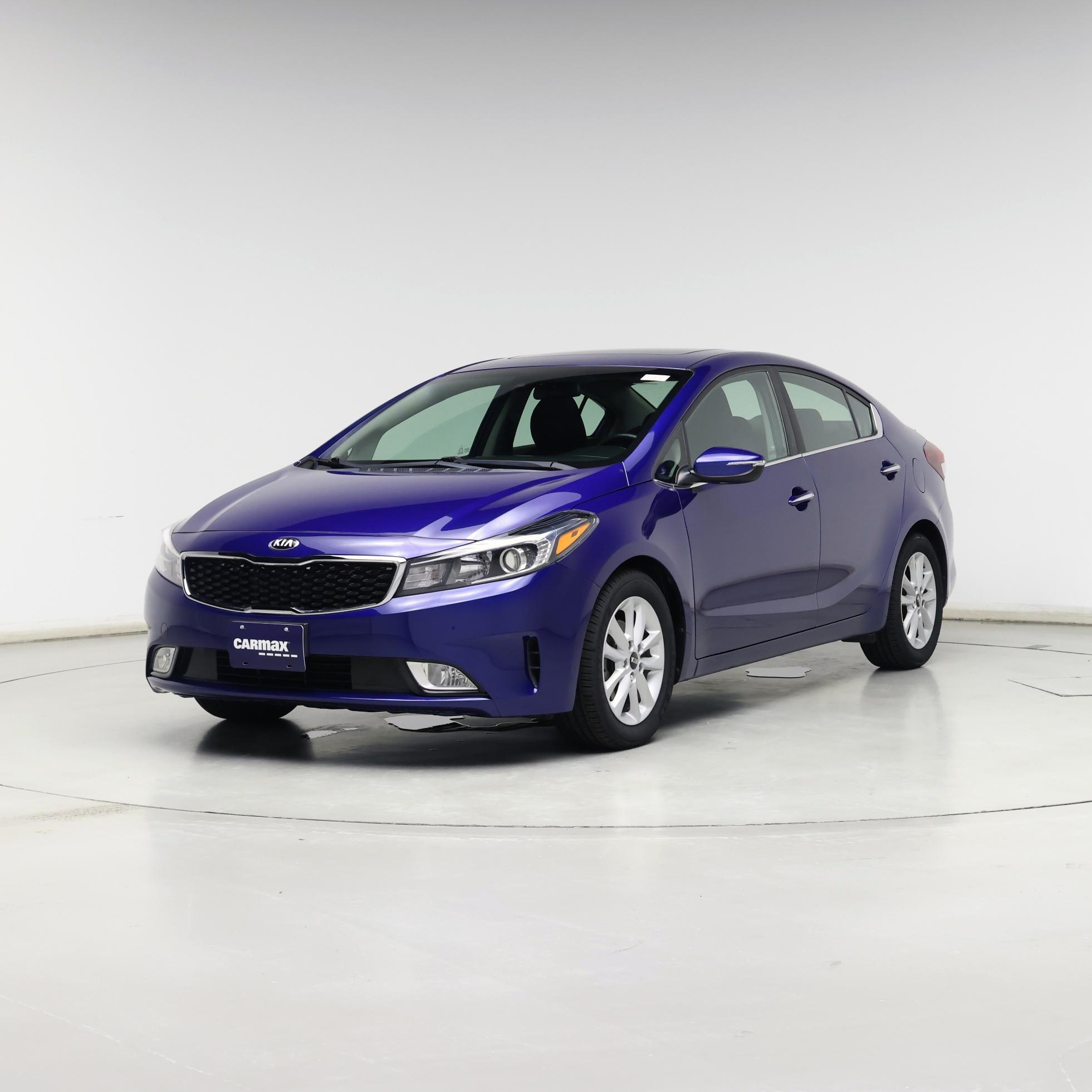 Thumbnail: 2017 Kia Forte - 4