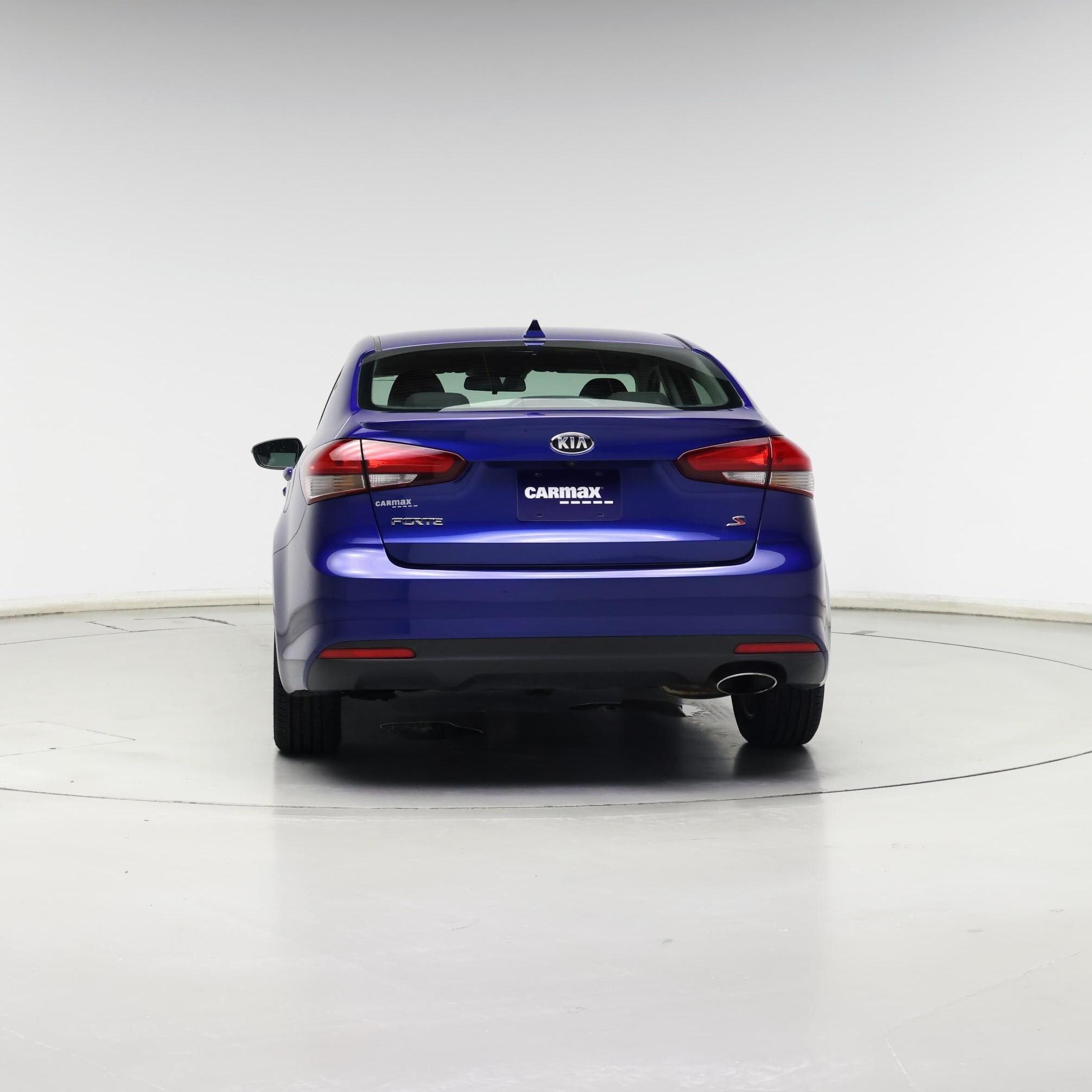 Thumbnail: 2017 Kia Forte - 6