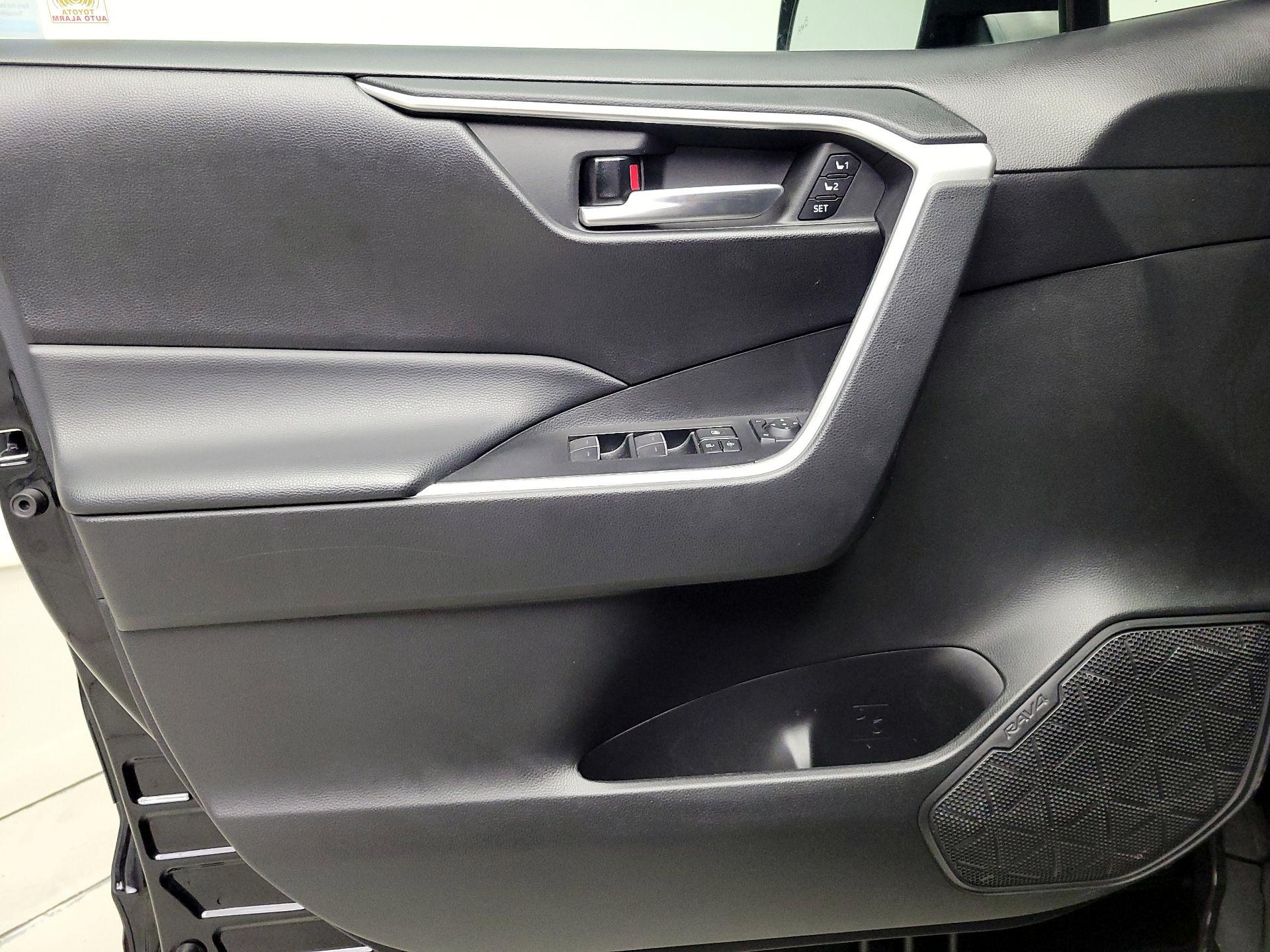 Thumbnail: 2023 Toyota RAV4 - 12