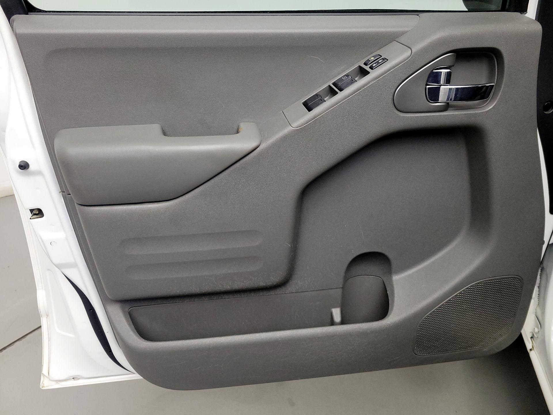 Thumbnail: 2016 Nissan Frontier - 12