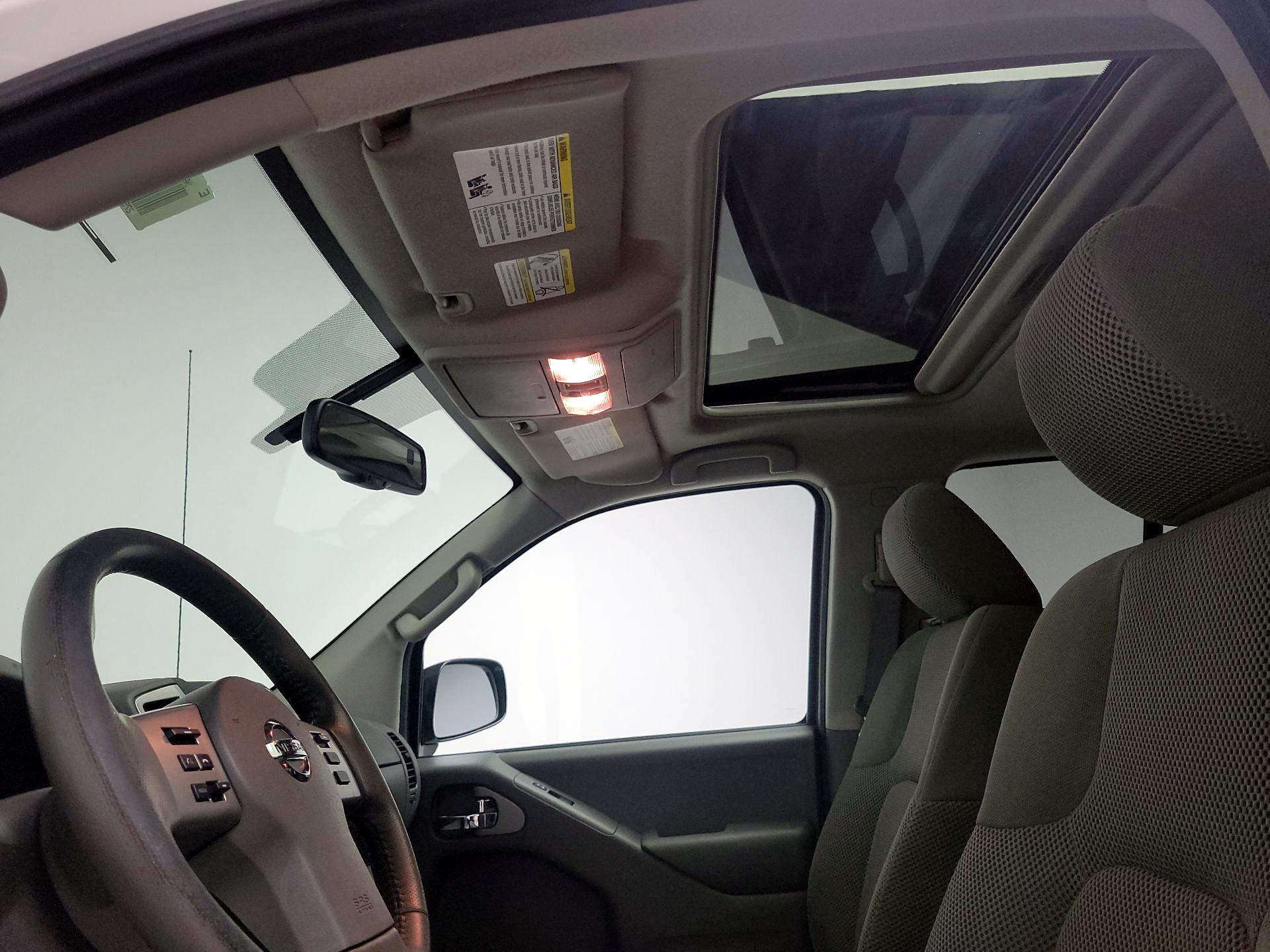 Thumbnail: 2016 Nissan Frontier - 19