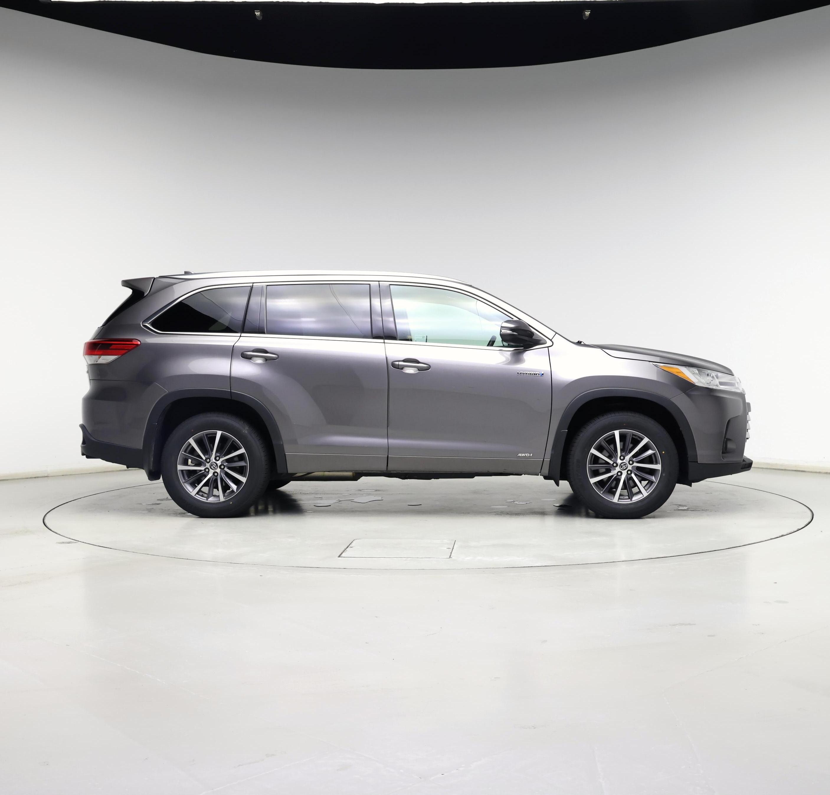 Thumbnail: 2018 Toyota Highlander - 7