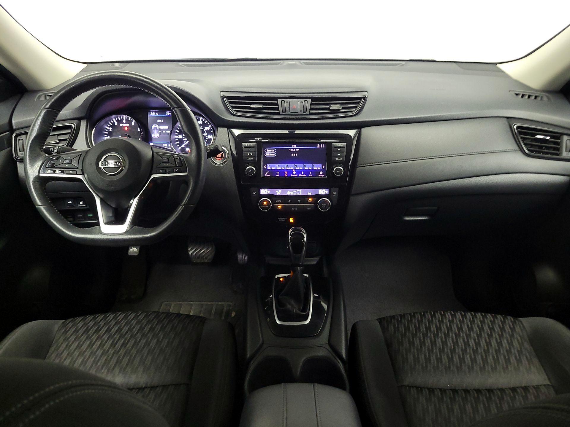 Thumbnail: 2018 Nissan Rogue - 9