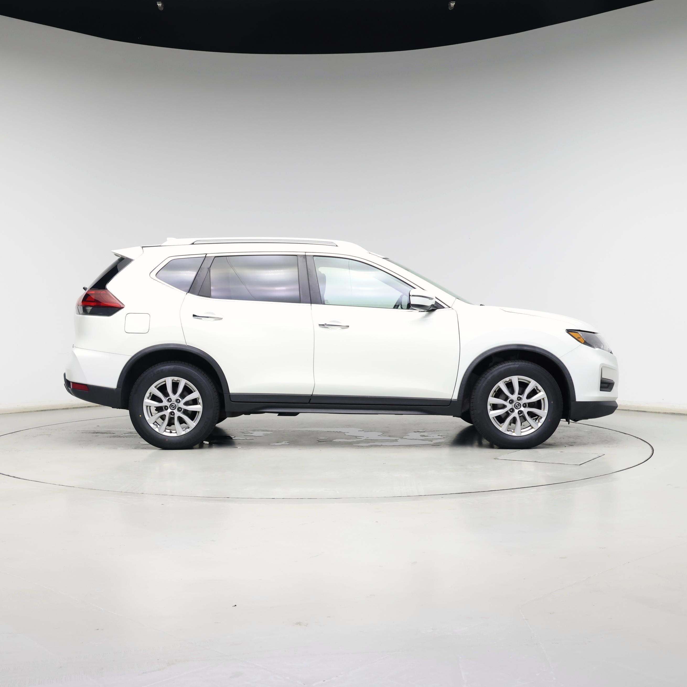Thumbnail: 2018 Nissan Rogue - 7