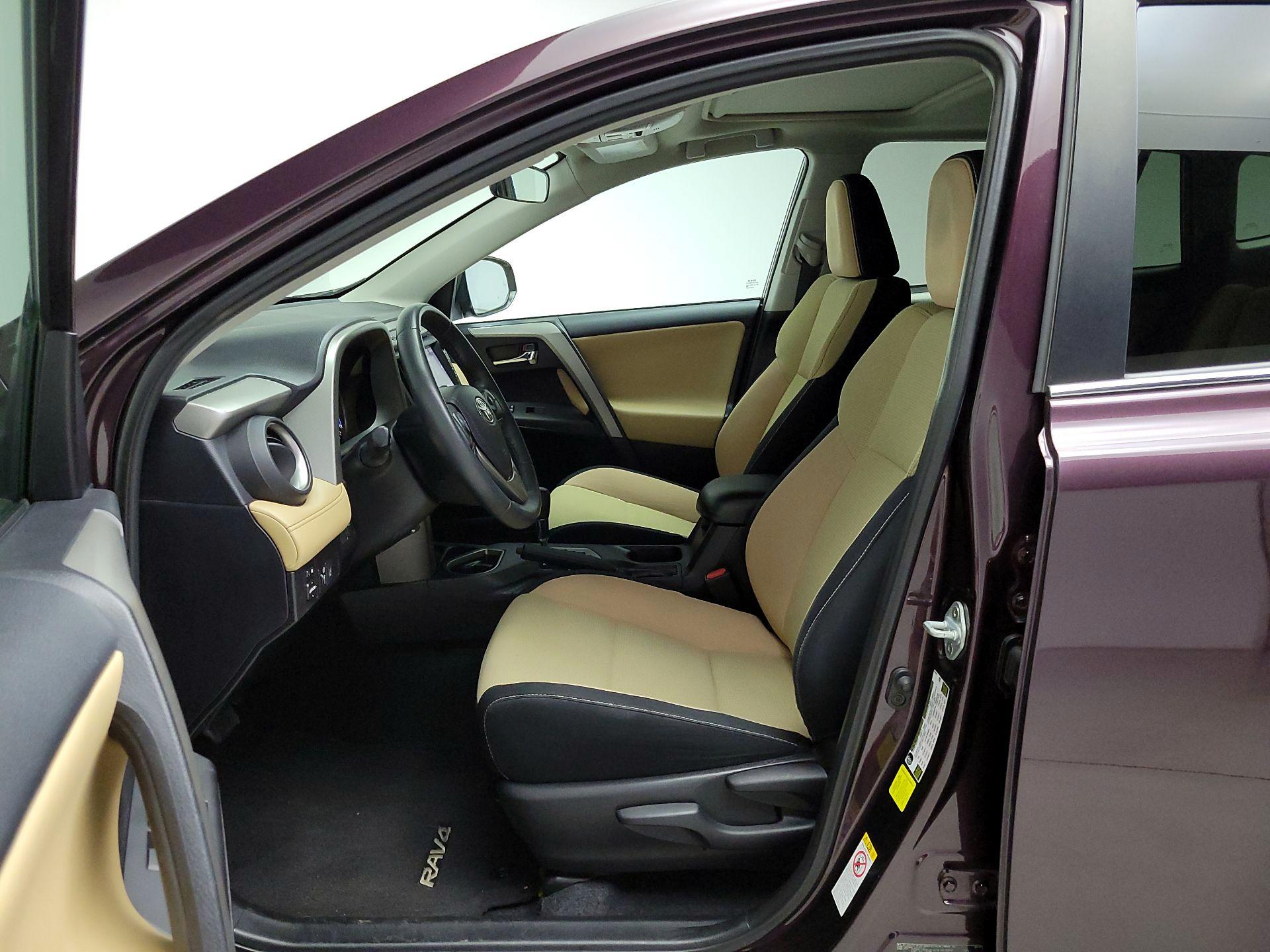 Thumbnail: 2017 Toyota RAV4 - 11